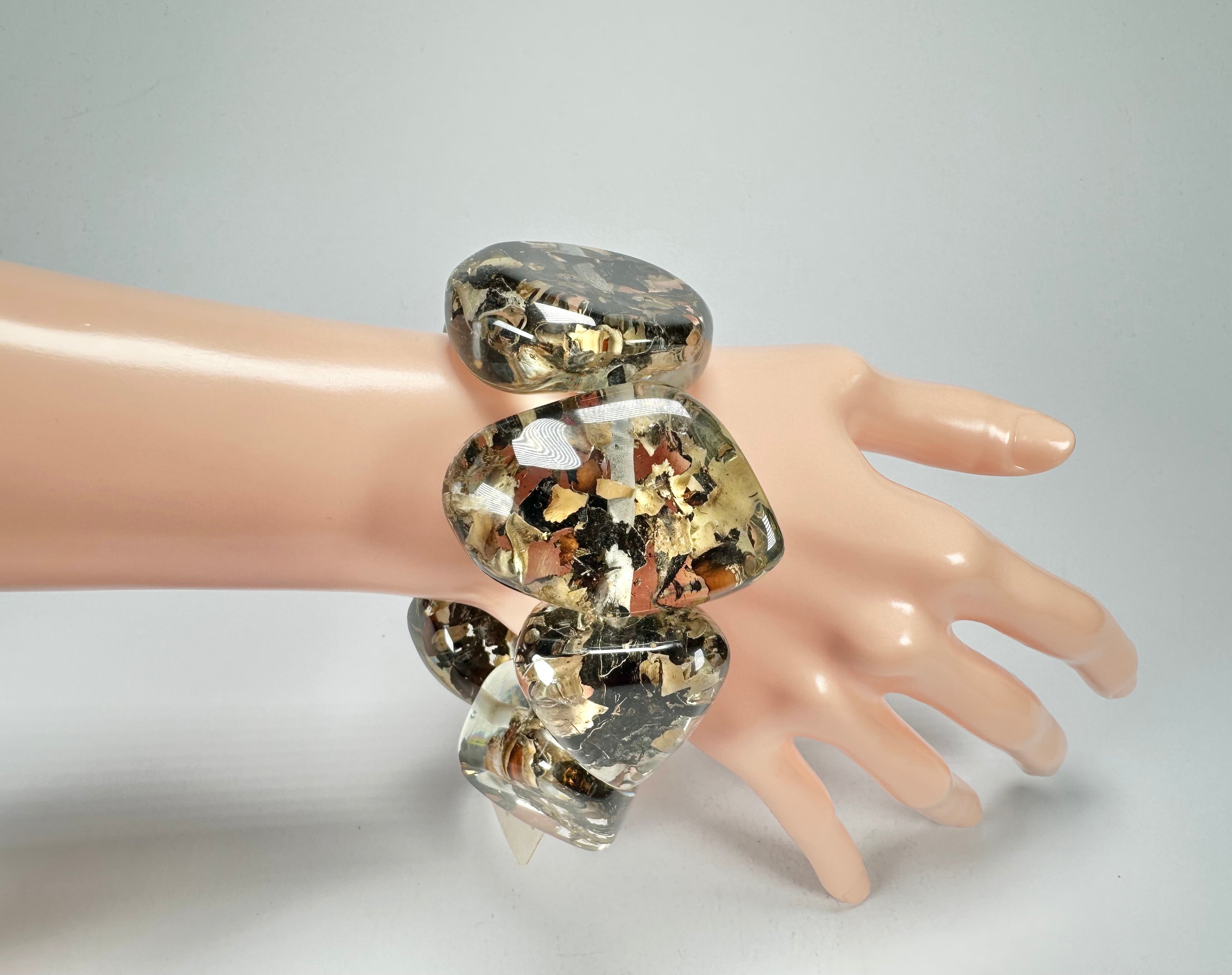Jackie Brazil "Cusco" Seaweed Large Stones Elasticated Bracelet ( B1350 )