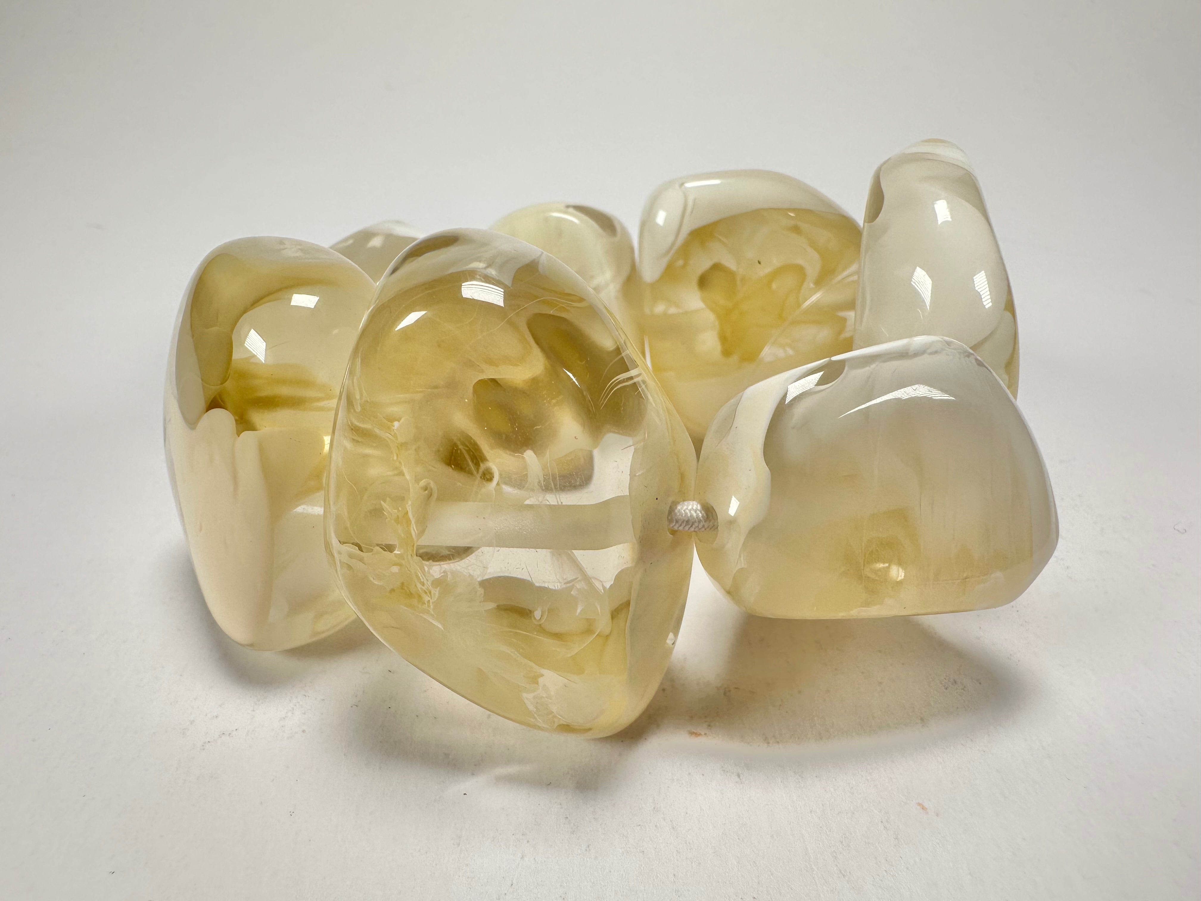 Jackie Brazil "Vesubio" Large Cusco Stones Cream Marble Elasticated Bracelet ( B1613 )
