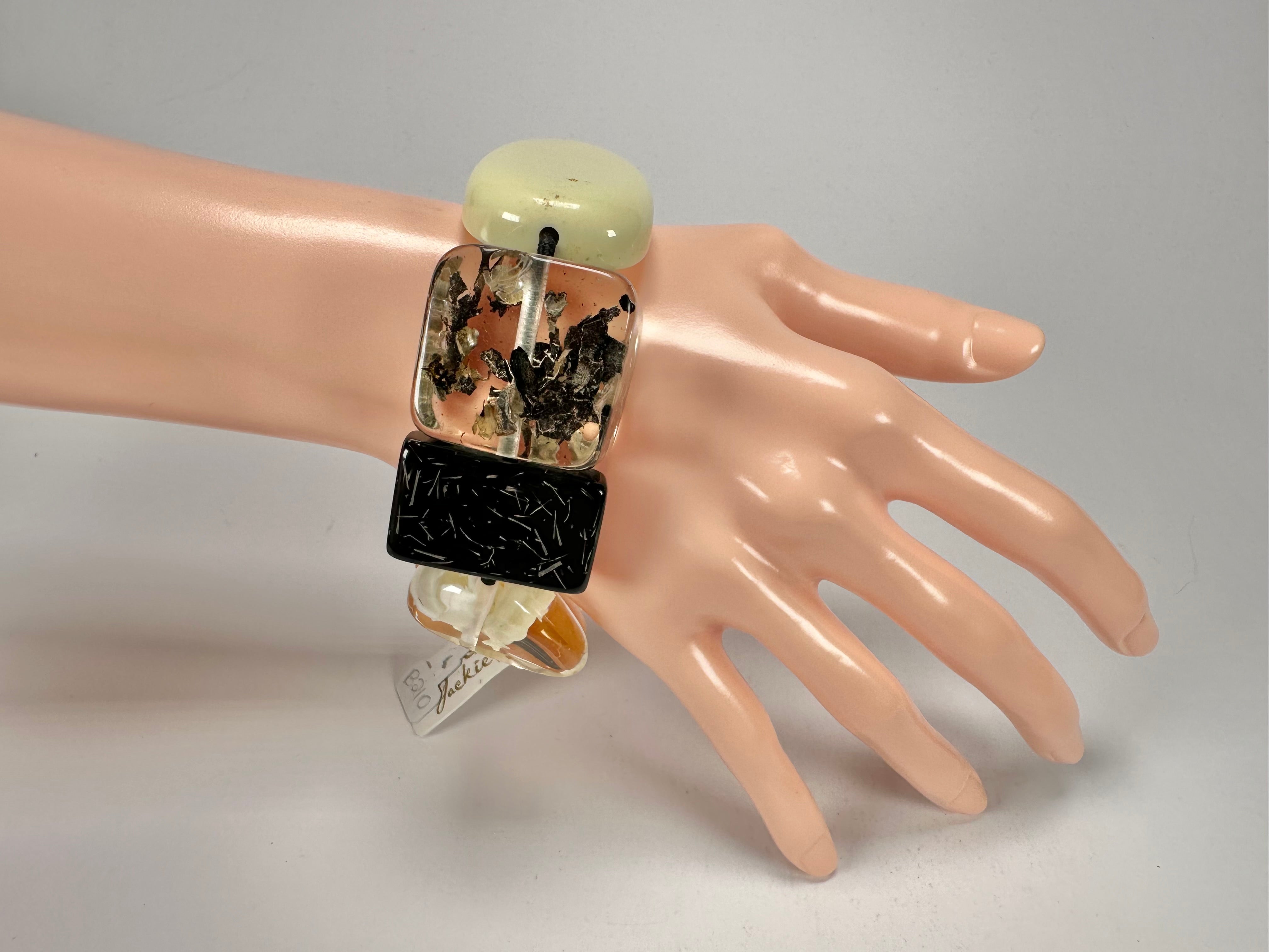 Jackie Brazil "Indiana" Seasons Mix Multi Bead Resin Bracelet ( B0210 )