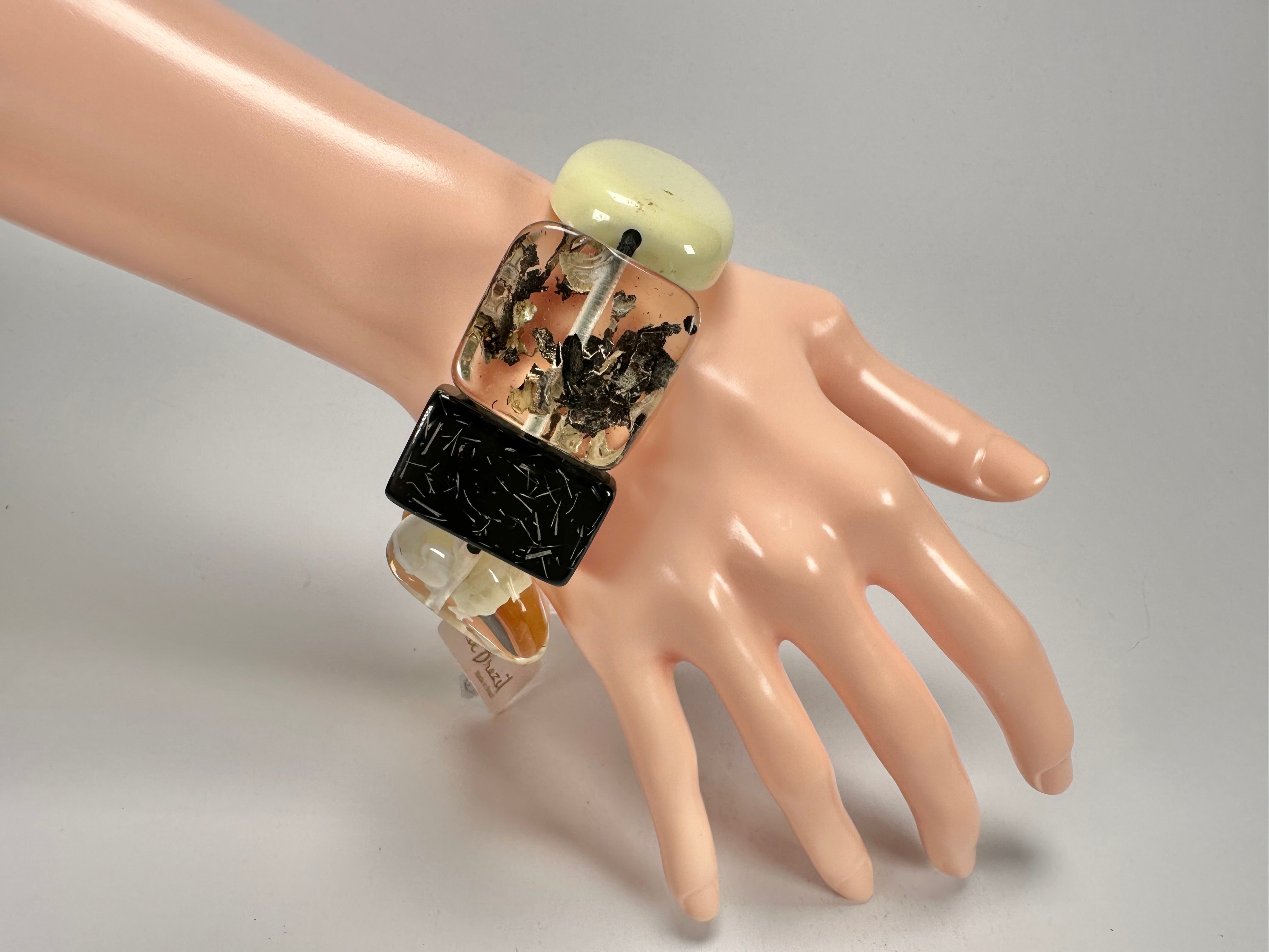 Jackie Brazil "Indiana" Seasons Mix Multi Bead Resin Bracelet ( B0210 )