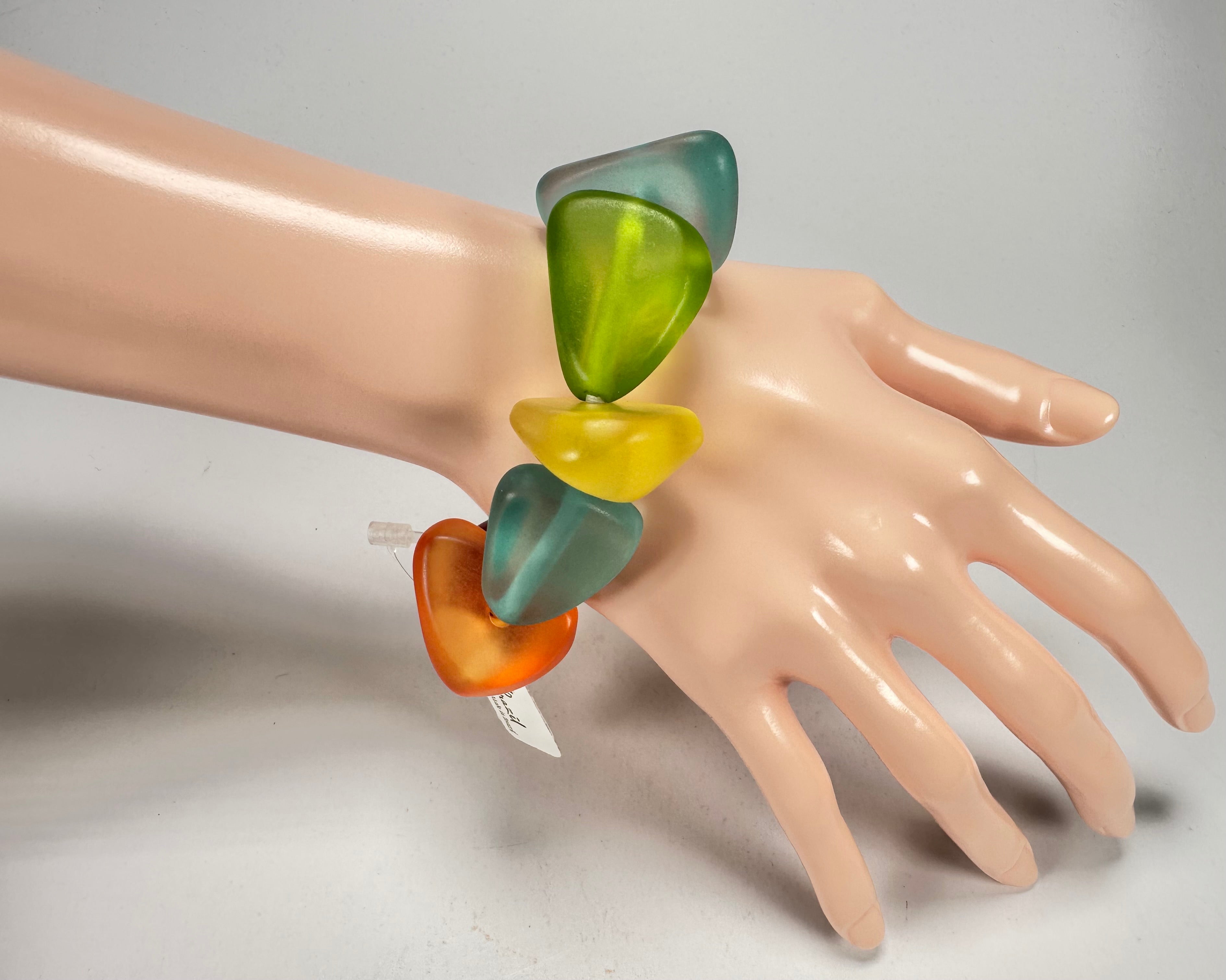 Jackie Brazil "Diamonds" Transparent Summer Frost Flintstone Bone Bracelet ( B0211 )