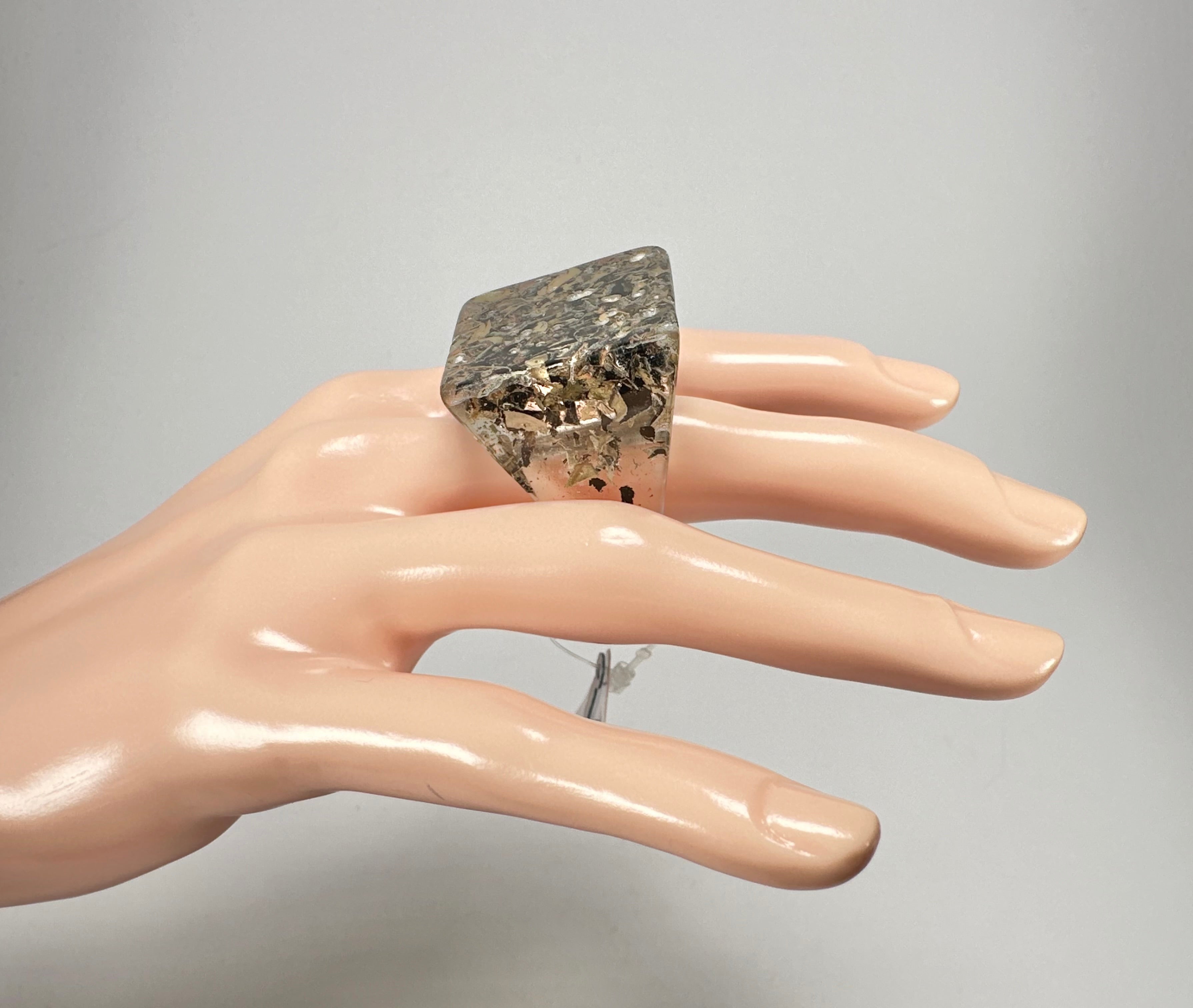 Jackie Brazil "Seaweed" Large Square Resin Ring ( R1715 ) Size UK P / USA 8