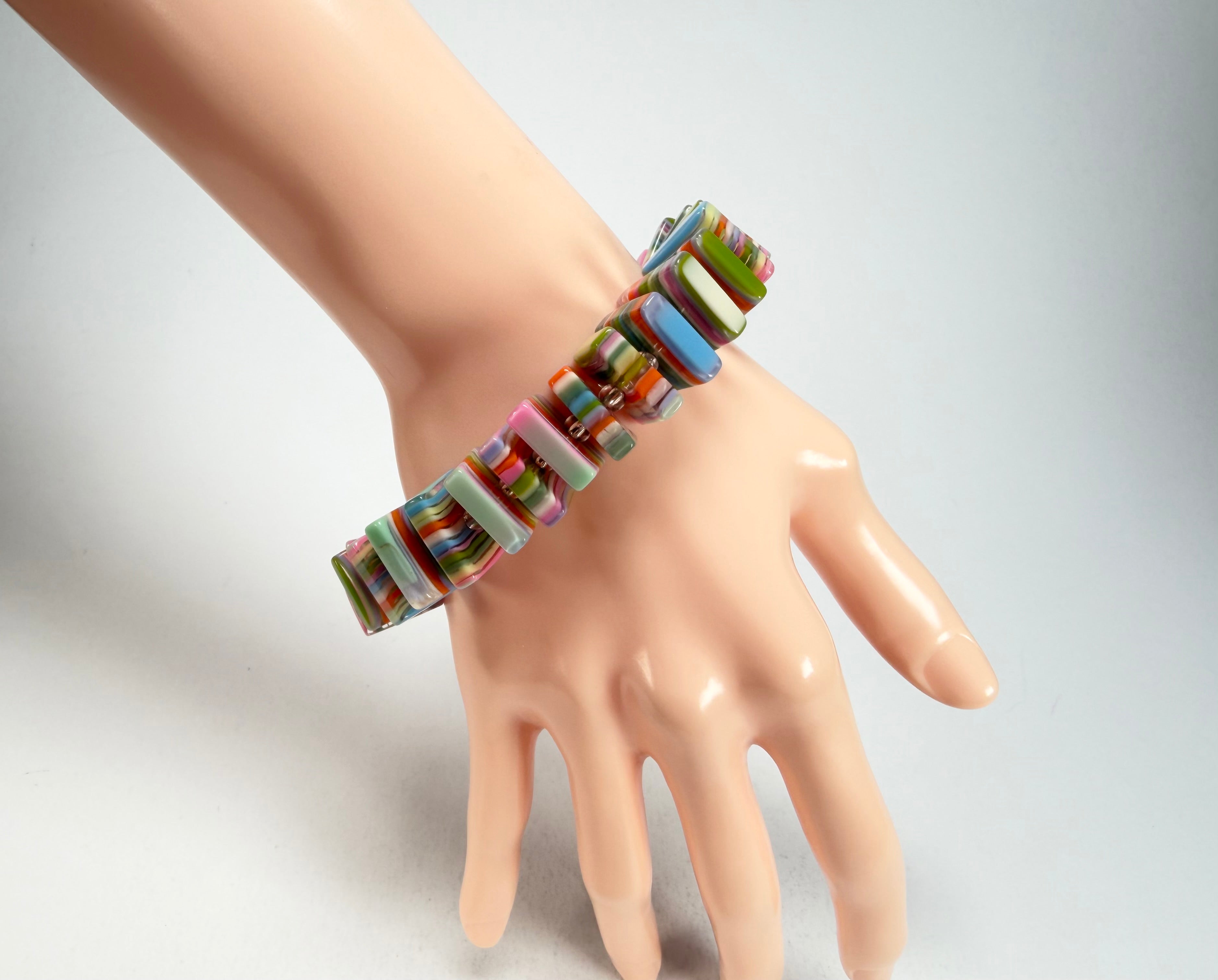 Jackie Brazil "Patricia" Liquorice Squares & Beads Spring Colour Resin Bracelet ( B0192 )