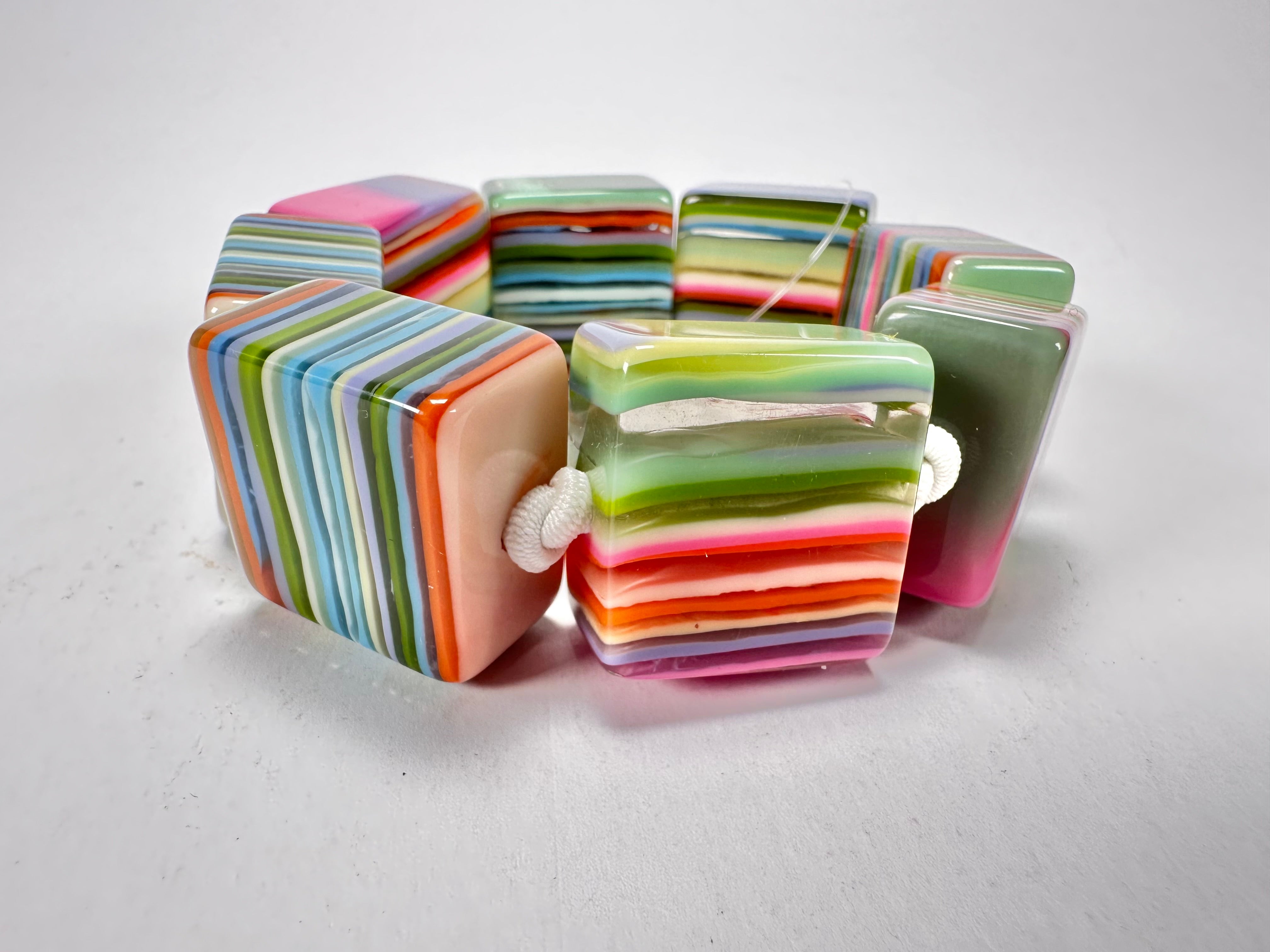 Jackie Brazil "Gala" Liquorice Half Rectangles On Elastic Spring Mix Bracelet ( B0778 )
