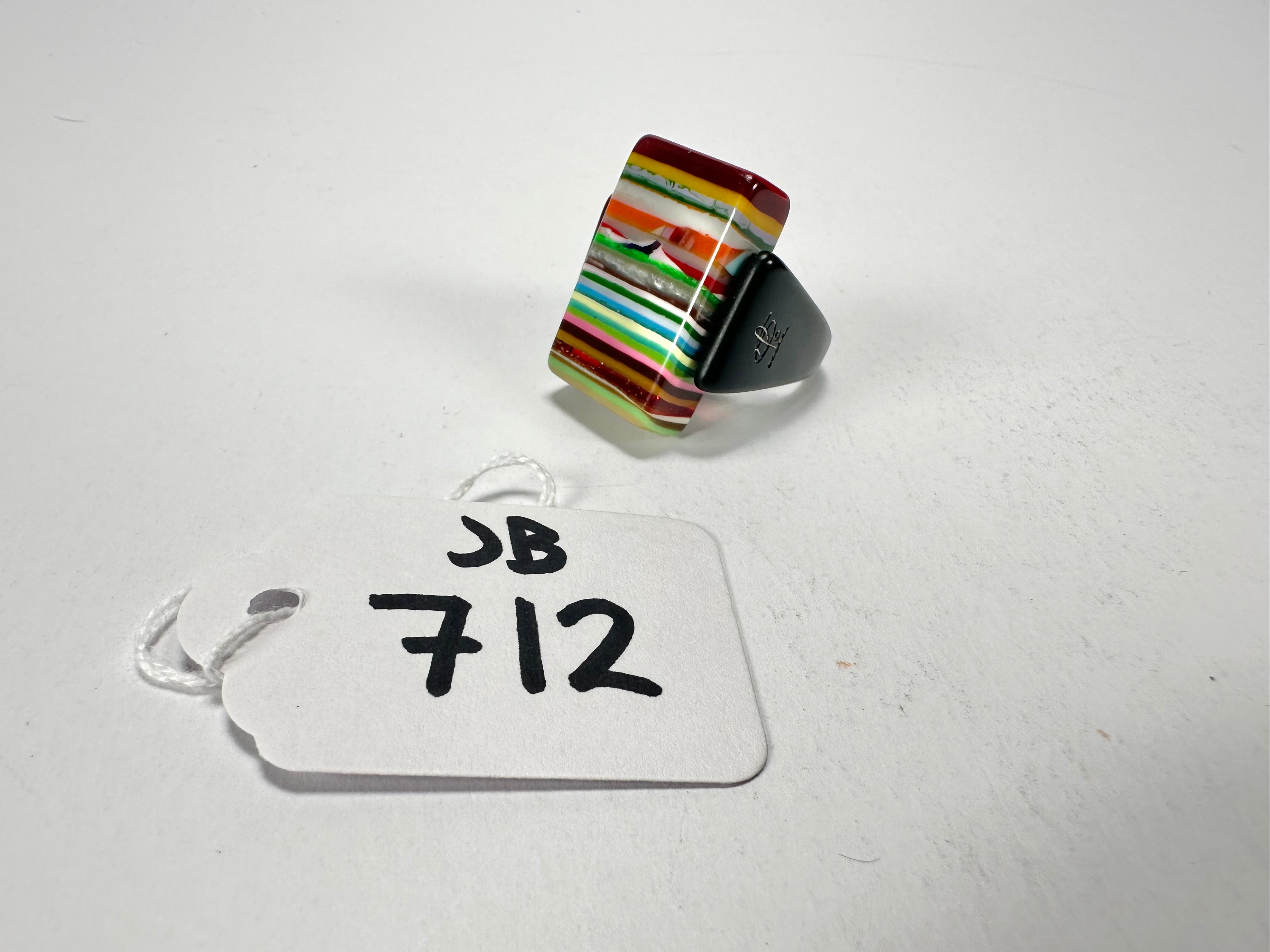 Jackie Brazil "Toppa" Liquorice Spring Mix Resin Ring ( R0152 ) UK Q / USA 8