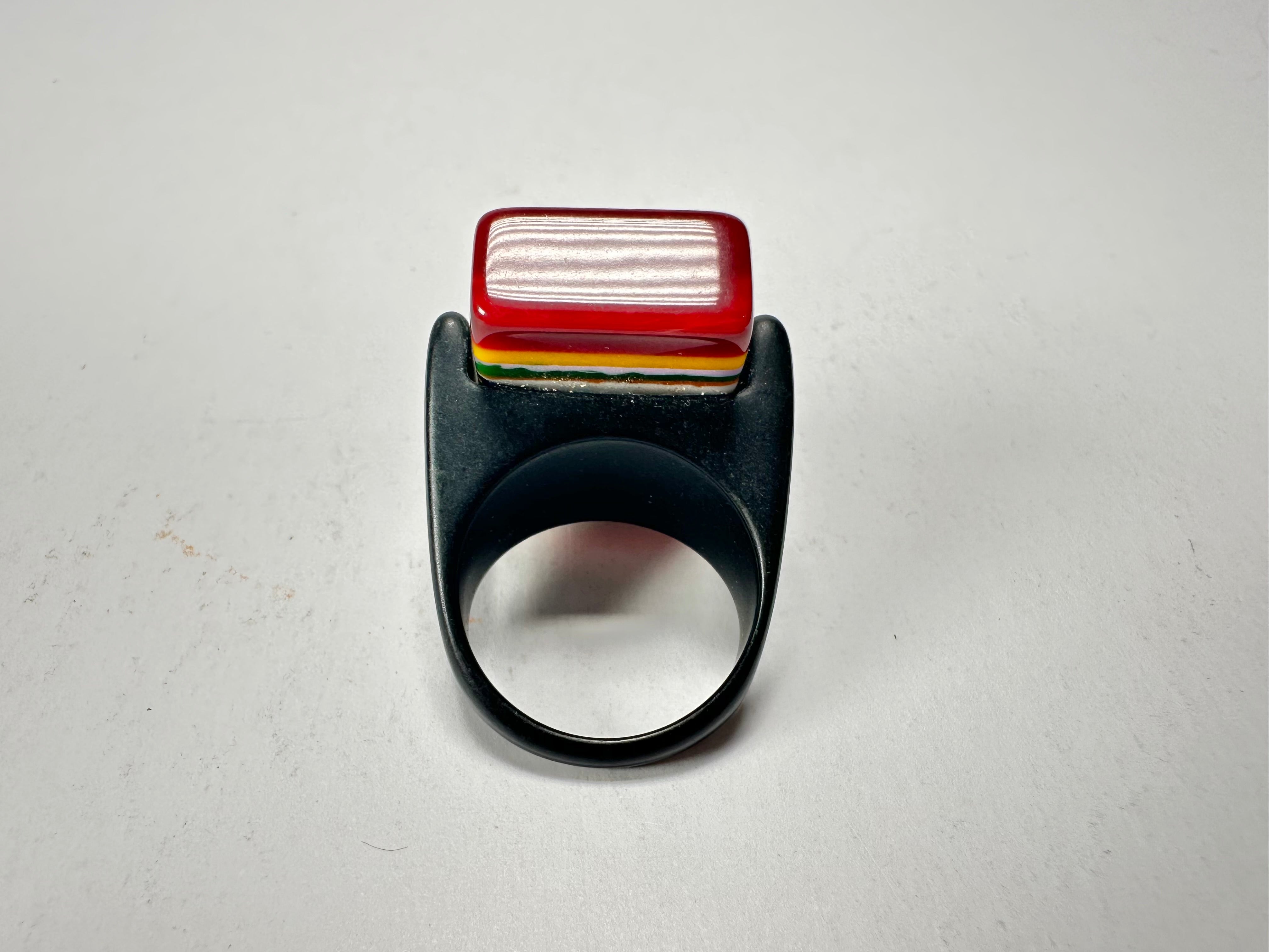 Jackie Brazil "Toppa" Liquorice Spring Mix Resin Ring ( R0152 ) UK Q / USA 8
