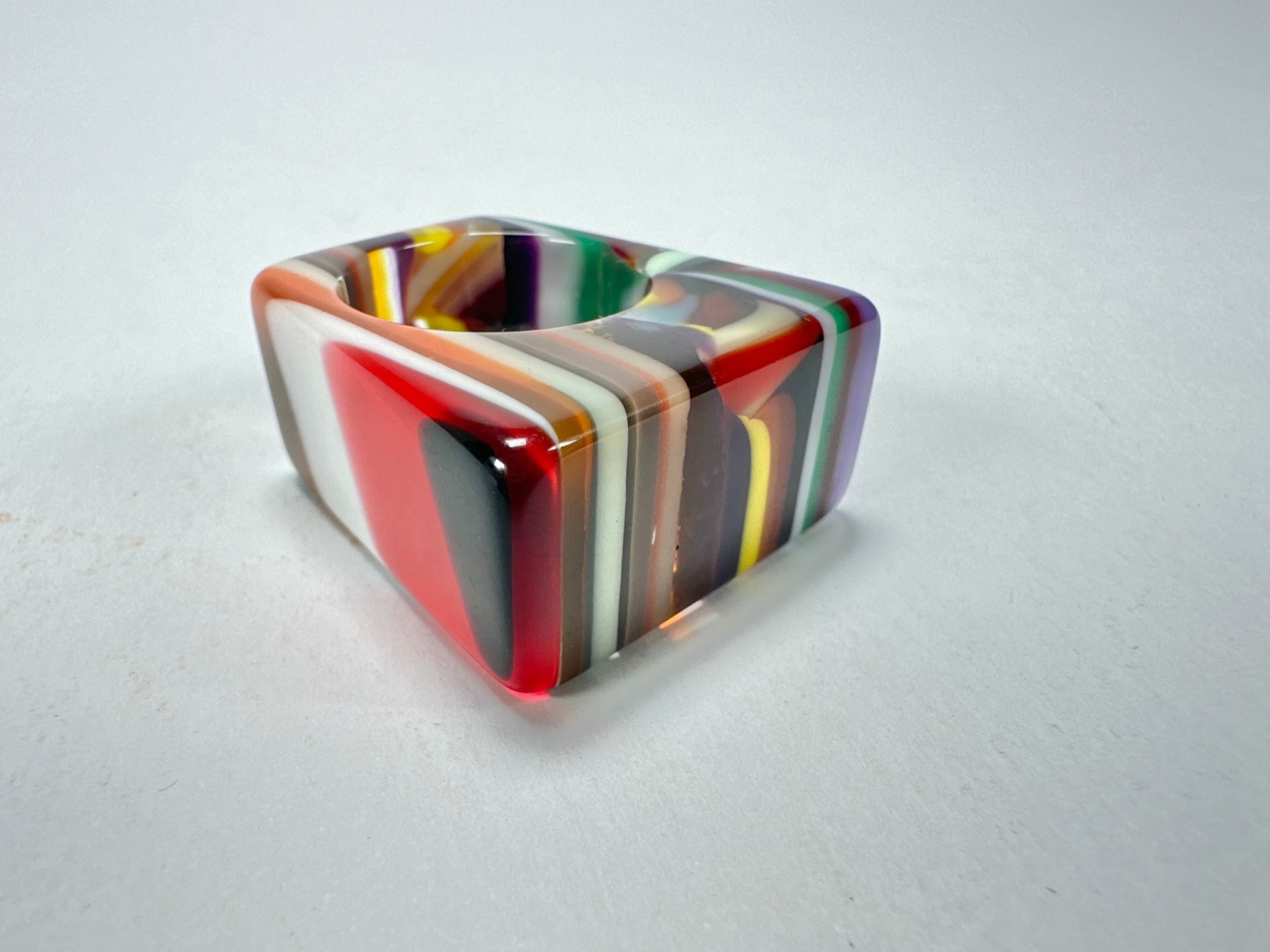 Jackie Brazil "Leda" Liquorice Allsorts Pop Art Colour Mix Resin Ring ( R2269 ) UK P / USA 7.5