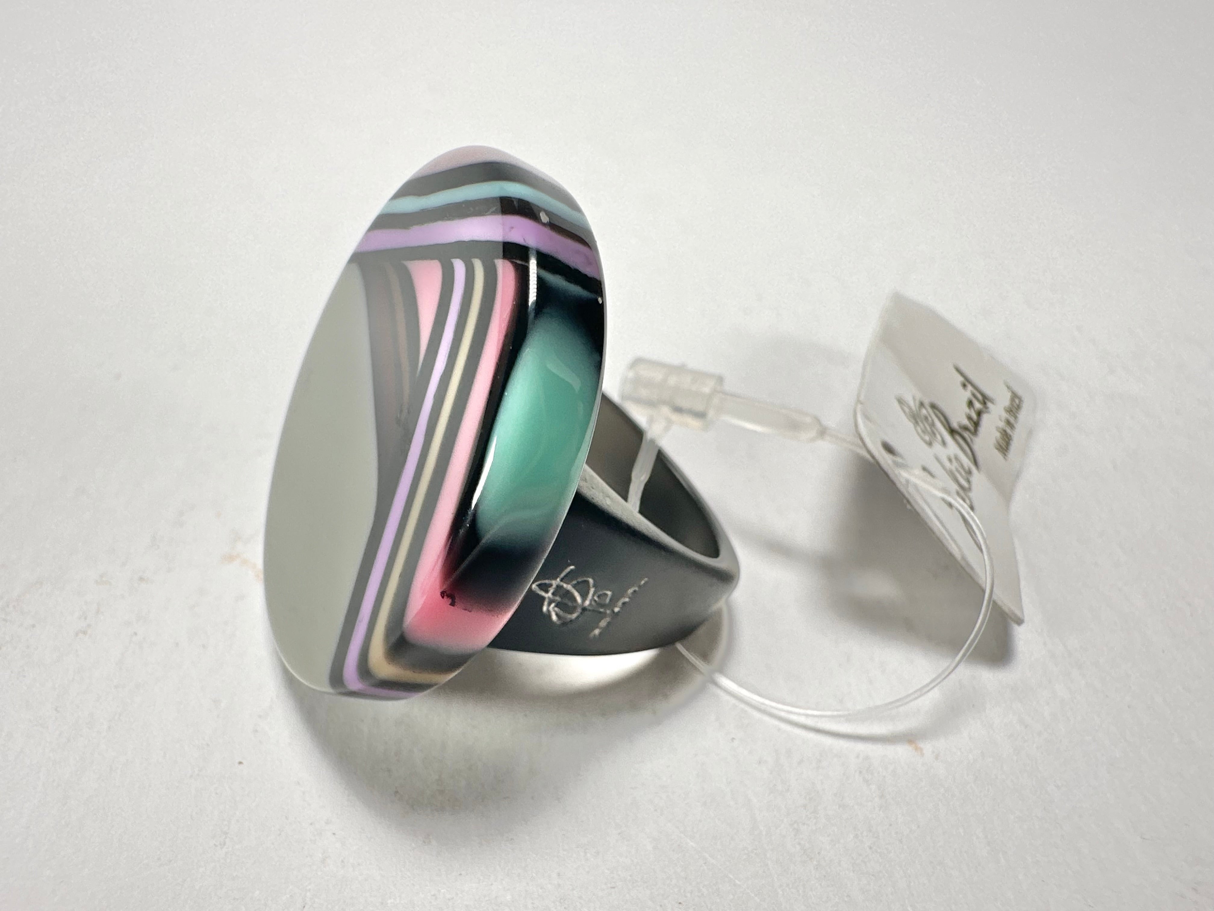 Jackie Brazil "Coast" Swirls Grey Circle Resin Ring ( R3198 ) Size UK P / USA 7.5