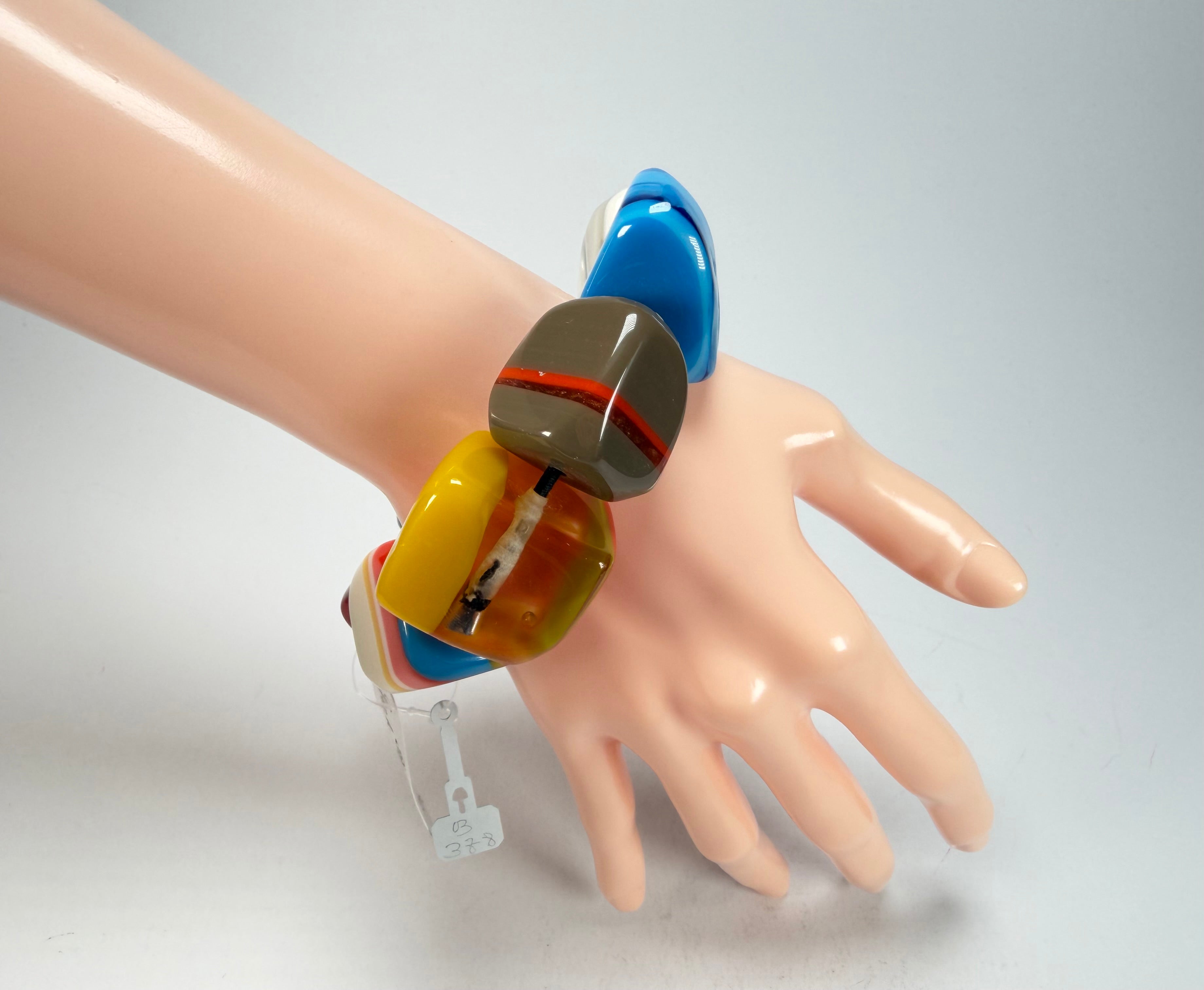 Jackie Brazil "9 PZS" Pop Art Natural Large Stones Elasticated Bracelet ( B0374 )