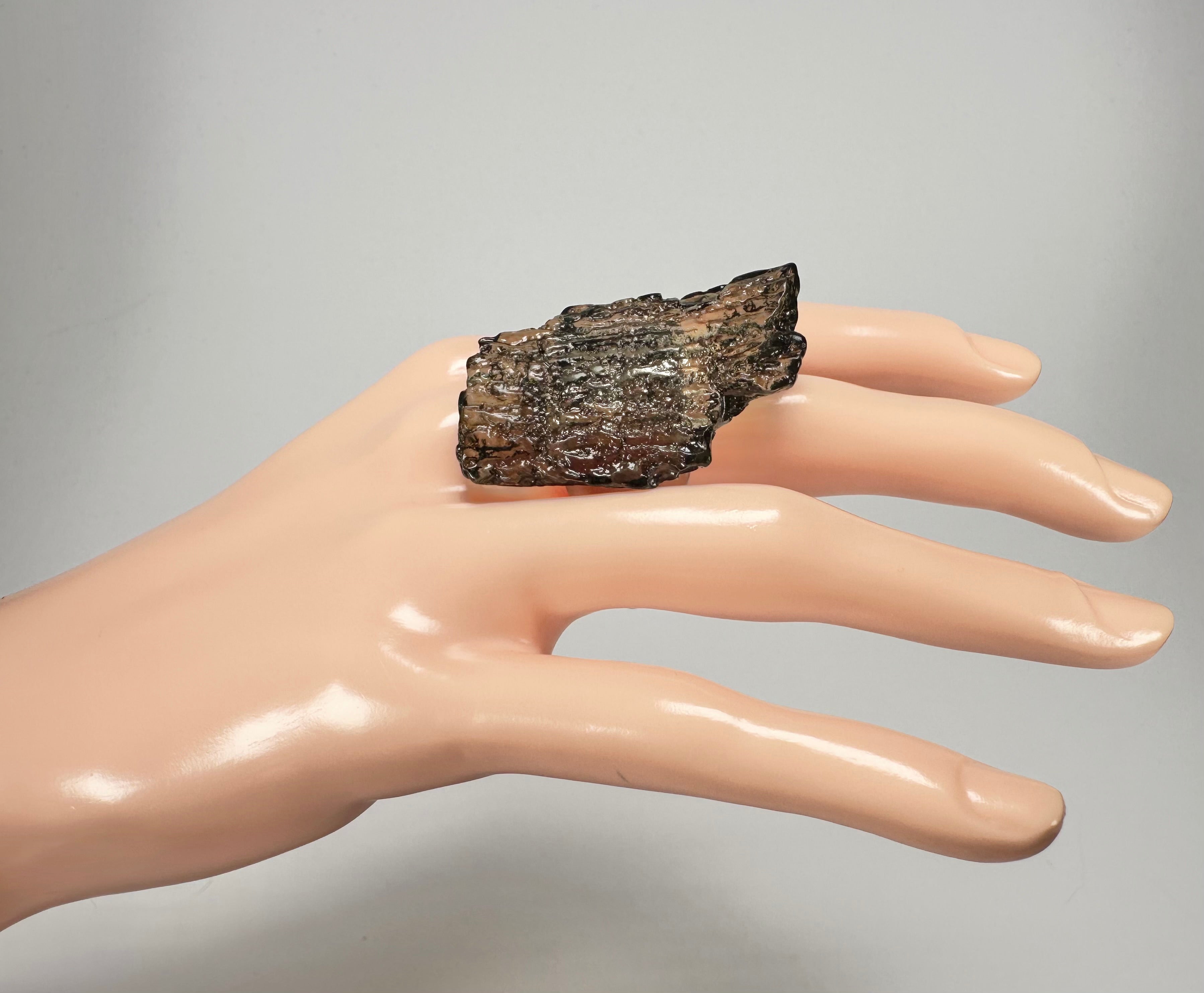 Jackie Brazil "Smoked Crystal" Charcoal Resin Ring ( R0001 ) UK R / USA 8.5