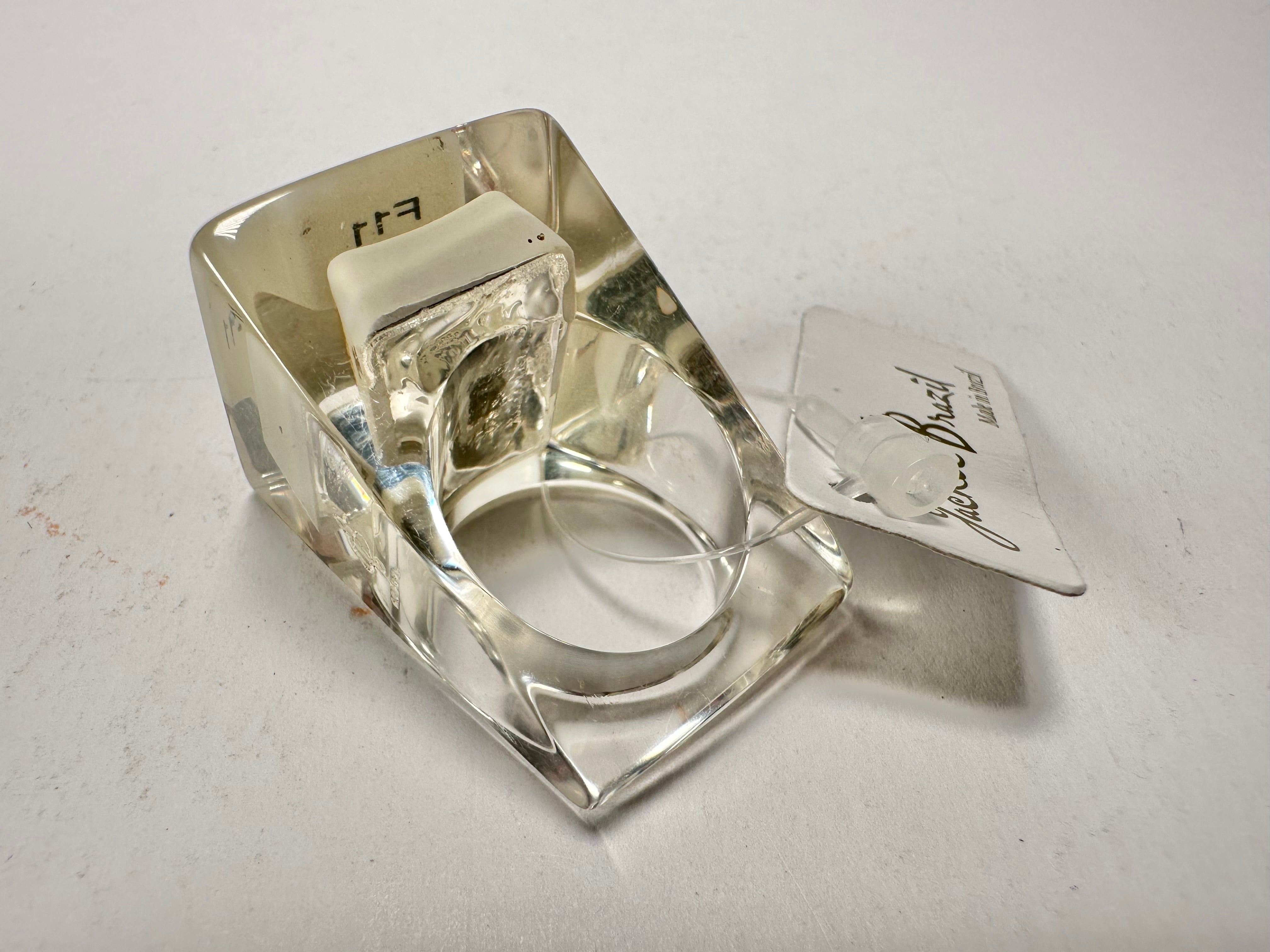 Jackie Brazil "Carre" Keyboard Flash Clear Square Resin Ring ( R3210 ) Size UK Q / US 8