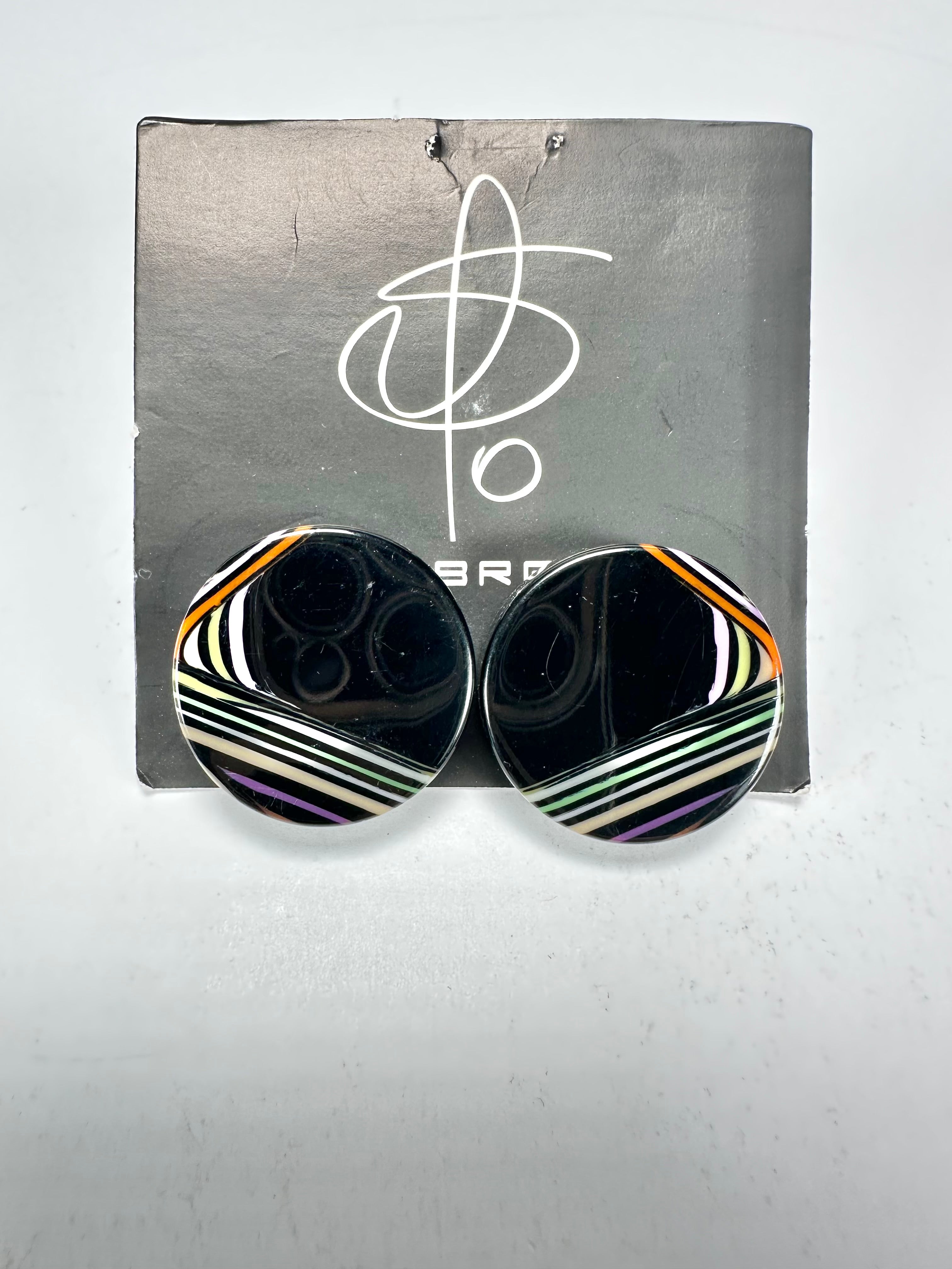 Jackie Brazil "Aida" Black Swirls Round Clip On Resin Earrings ( E3174 )