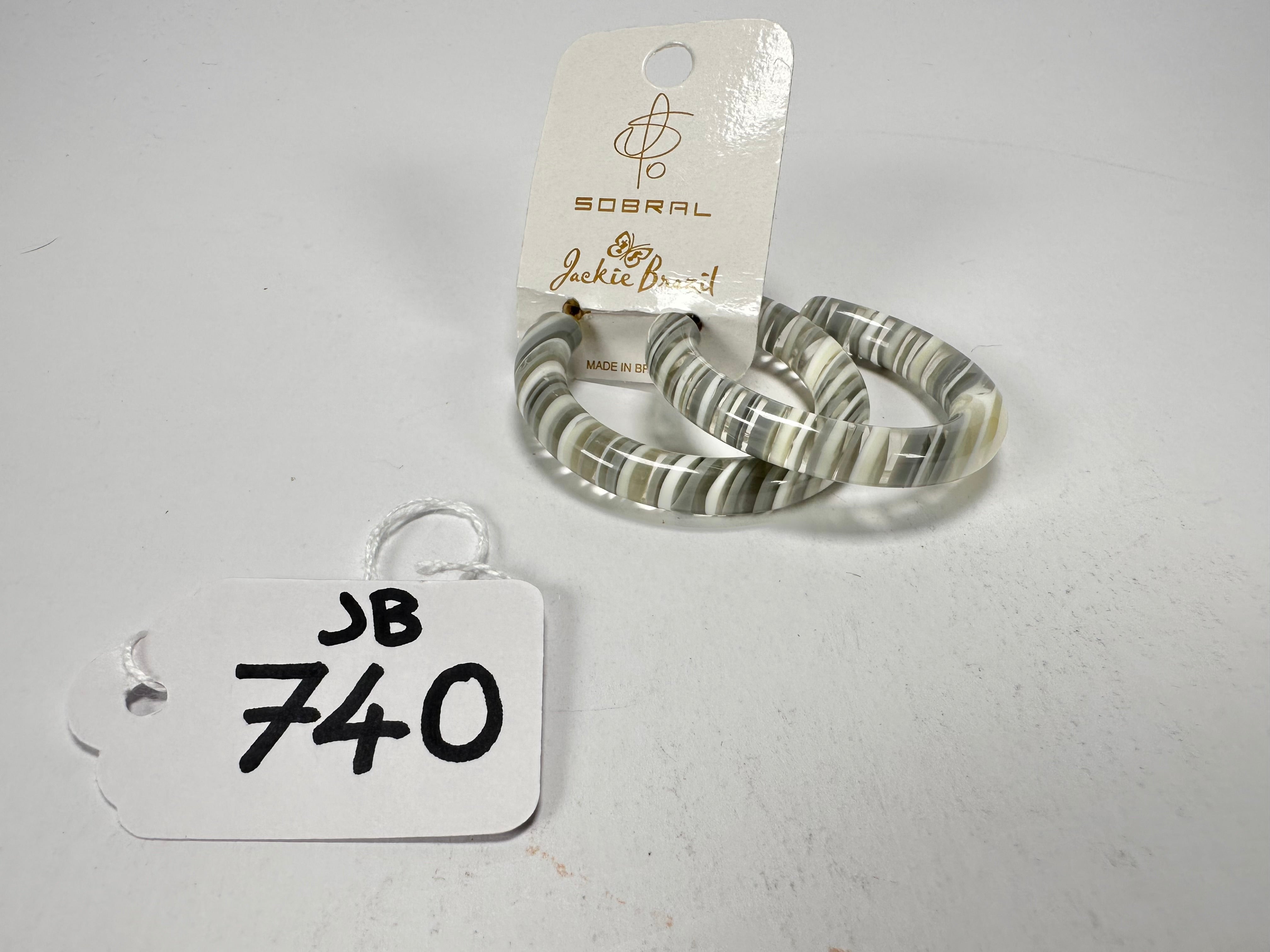 Jackie Brazil "Hoops" Liquorice Spring Cream Mix Resin Earrings ( E2215 )