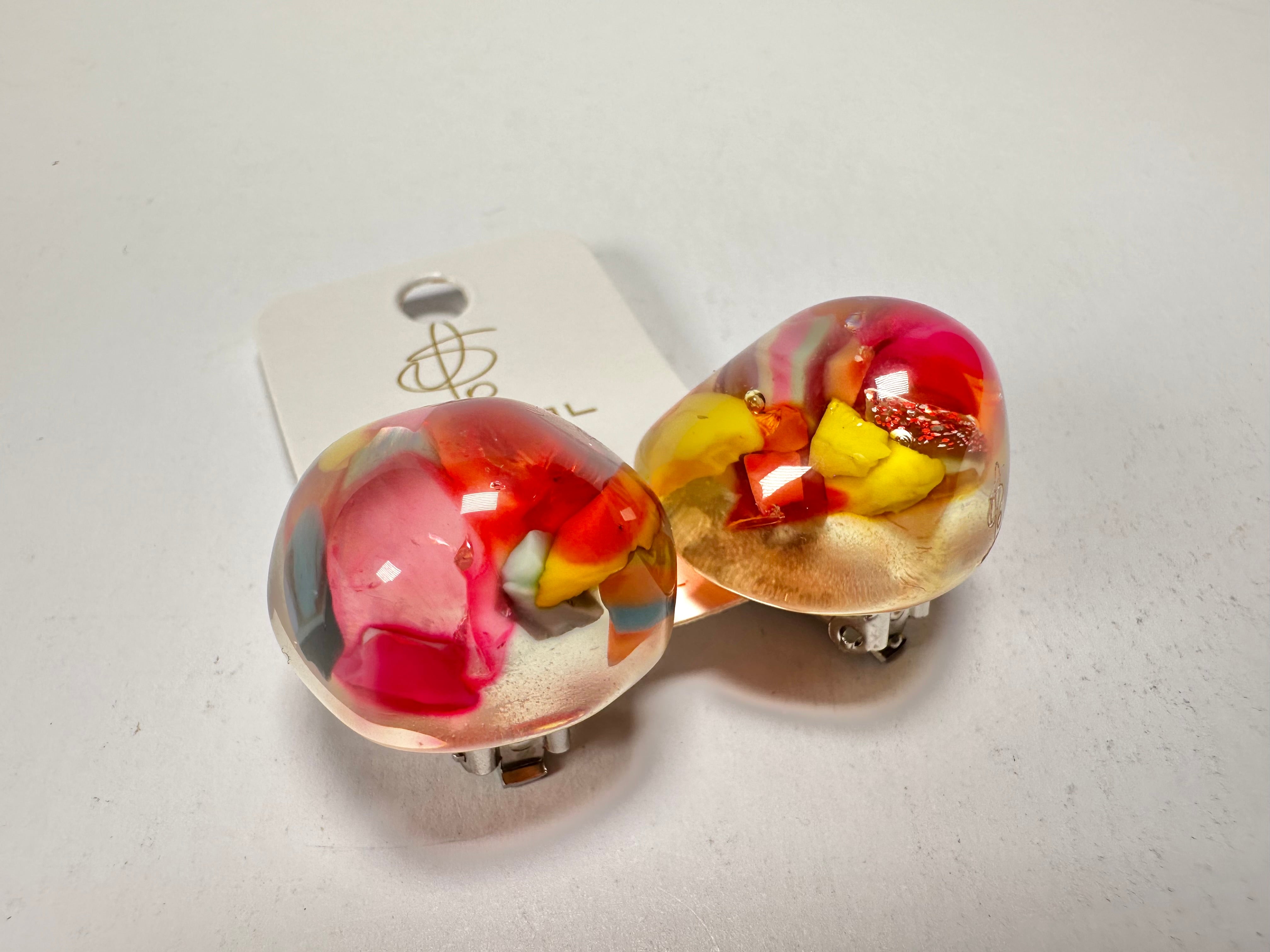Jackie Brazil "Moda" Cascade  Abstract Clip On Resin Earrings ( E2962 )