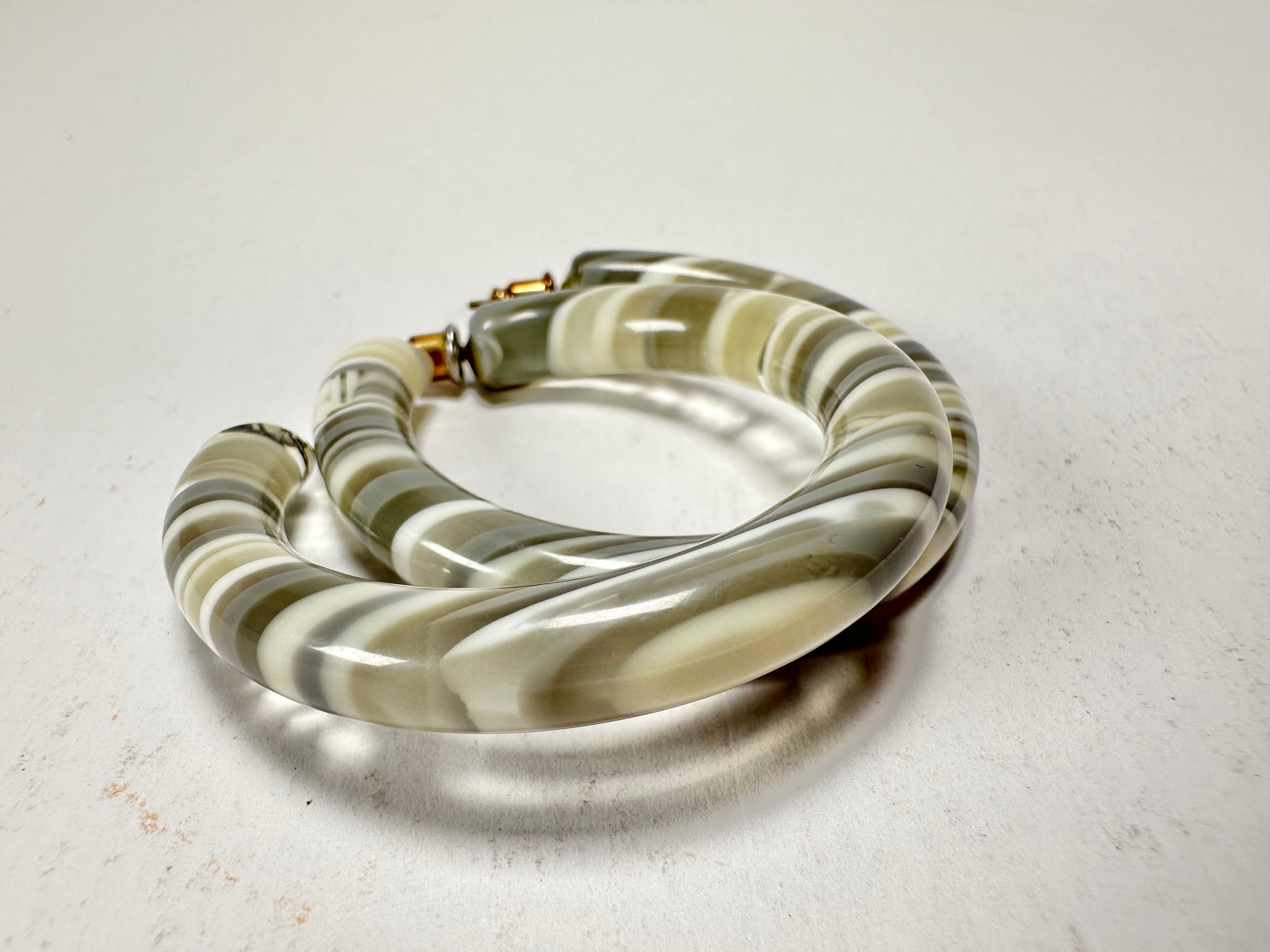 Jackie Brazil "Hoops" Liquorice Spring Cream Mix Resin Earrings ( E2215 )