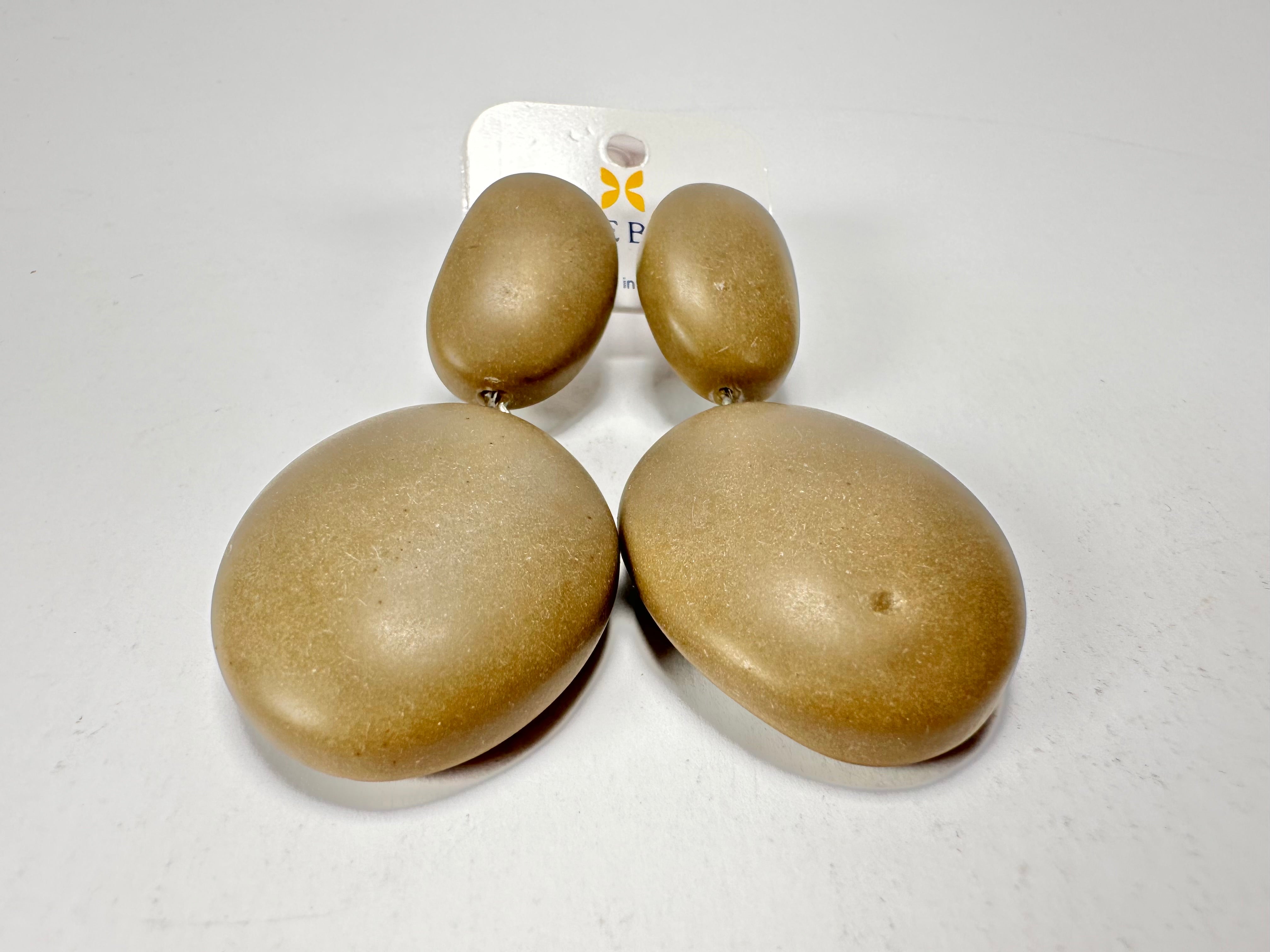 Jackie Brazil "Brown Matte" Medium Riverstone Double Pendant Resin Earrings ( E3900 )