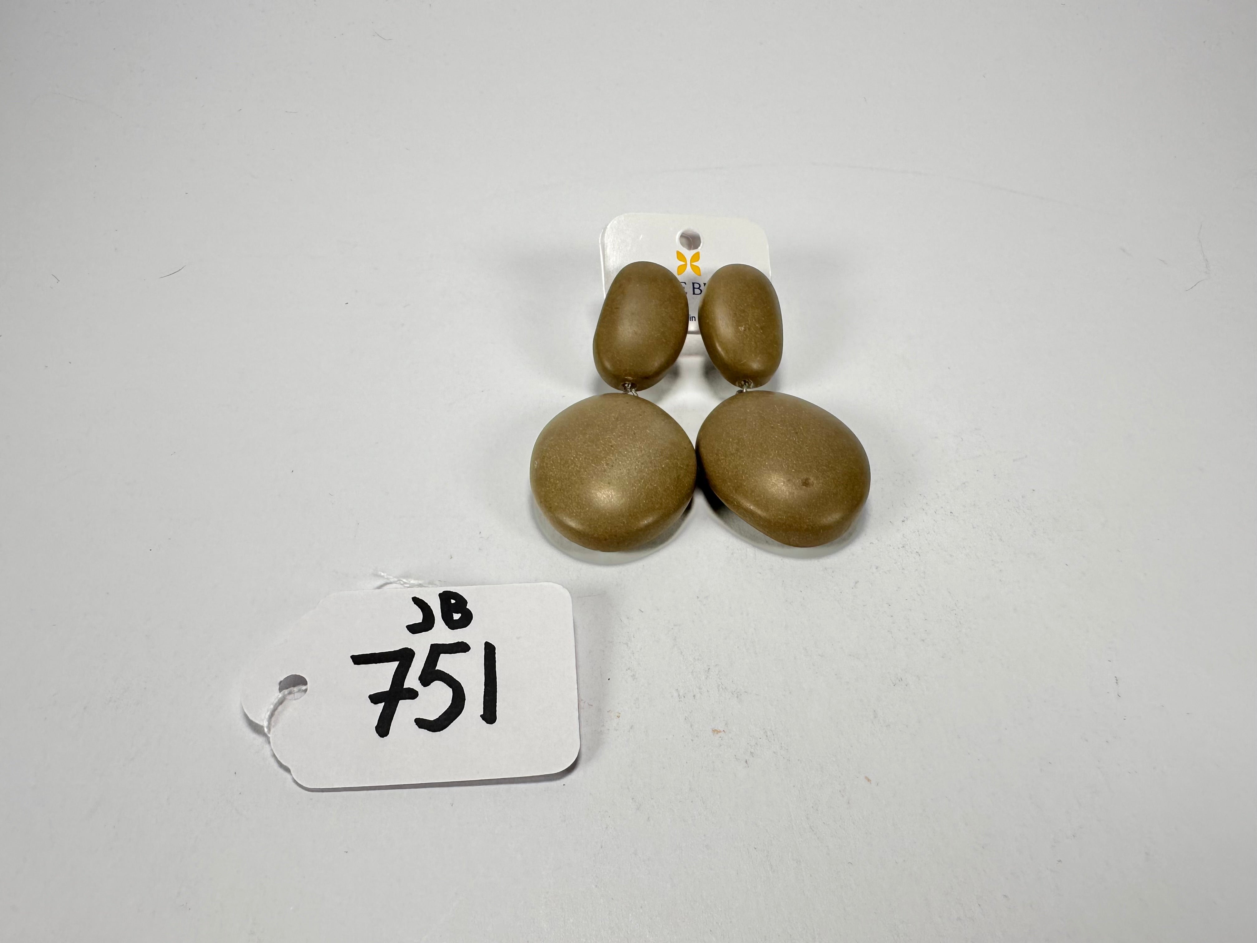 Jackie Brazil "Brown Matte" Medium Riverstone Double Pendant Resin Earrings ( E3900 )