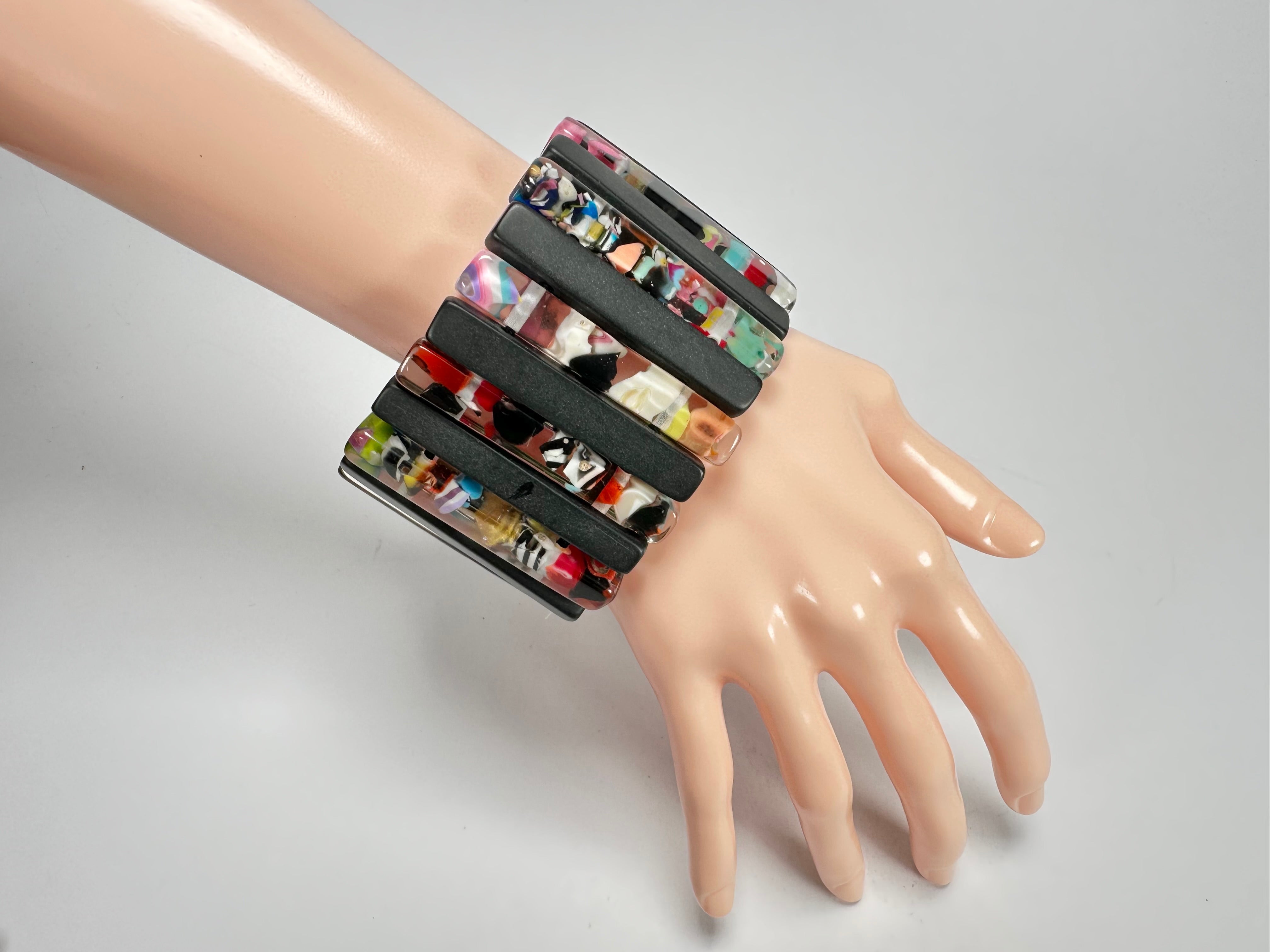Jackie Brazil "Clarissa" Black & Cascade Thin Rectangles Elasticated Bracelet ( B2335 )
