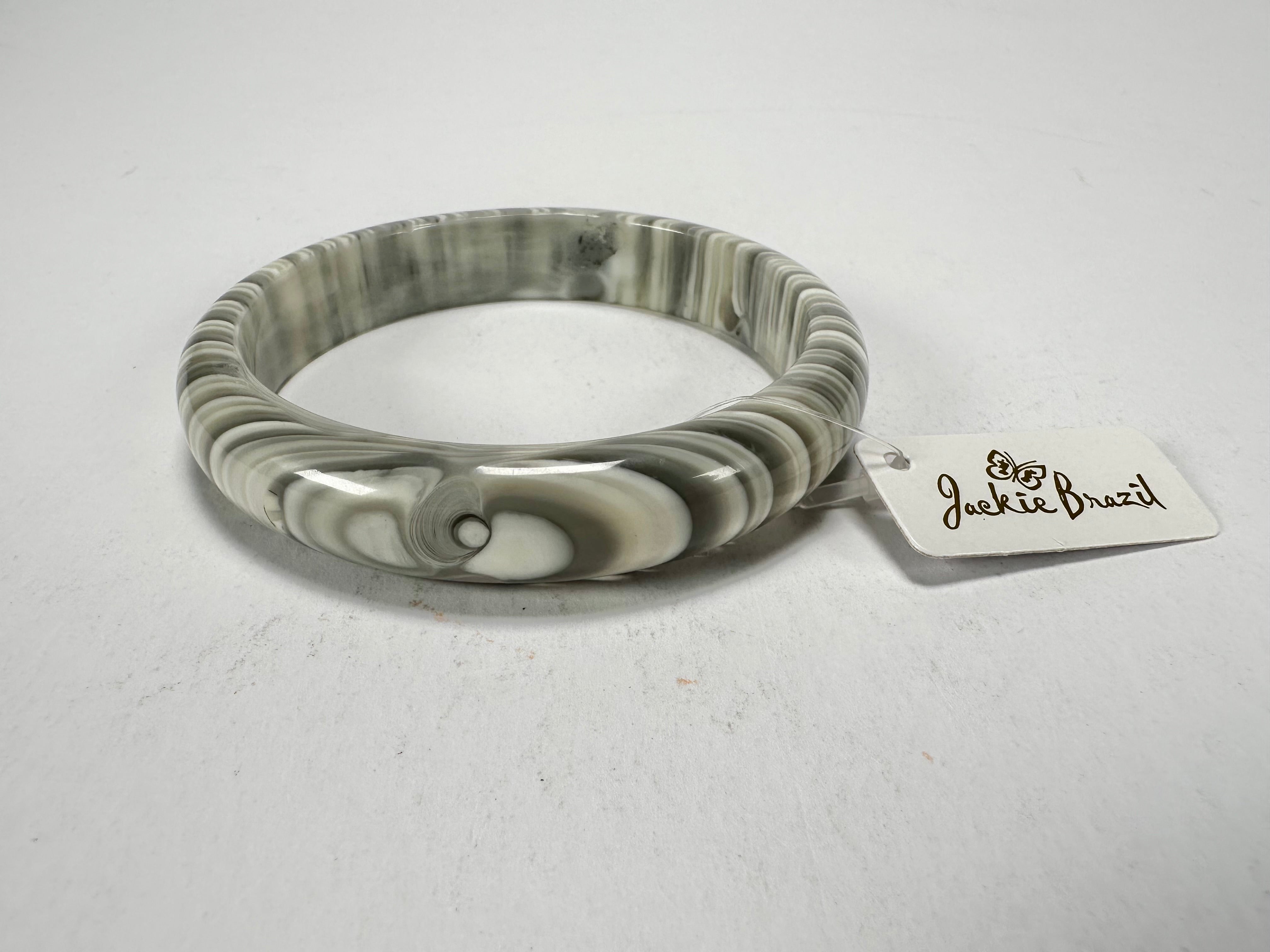 Jackie Brazil "Thin Cat Eye" Liquorice Allsorts with Cat Eye Cream Mix 1.3cm Resin Bangle ( B1151 )