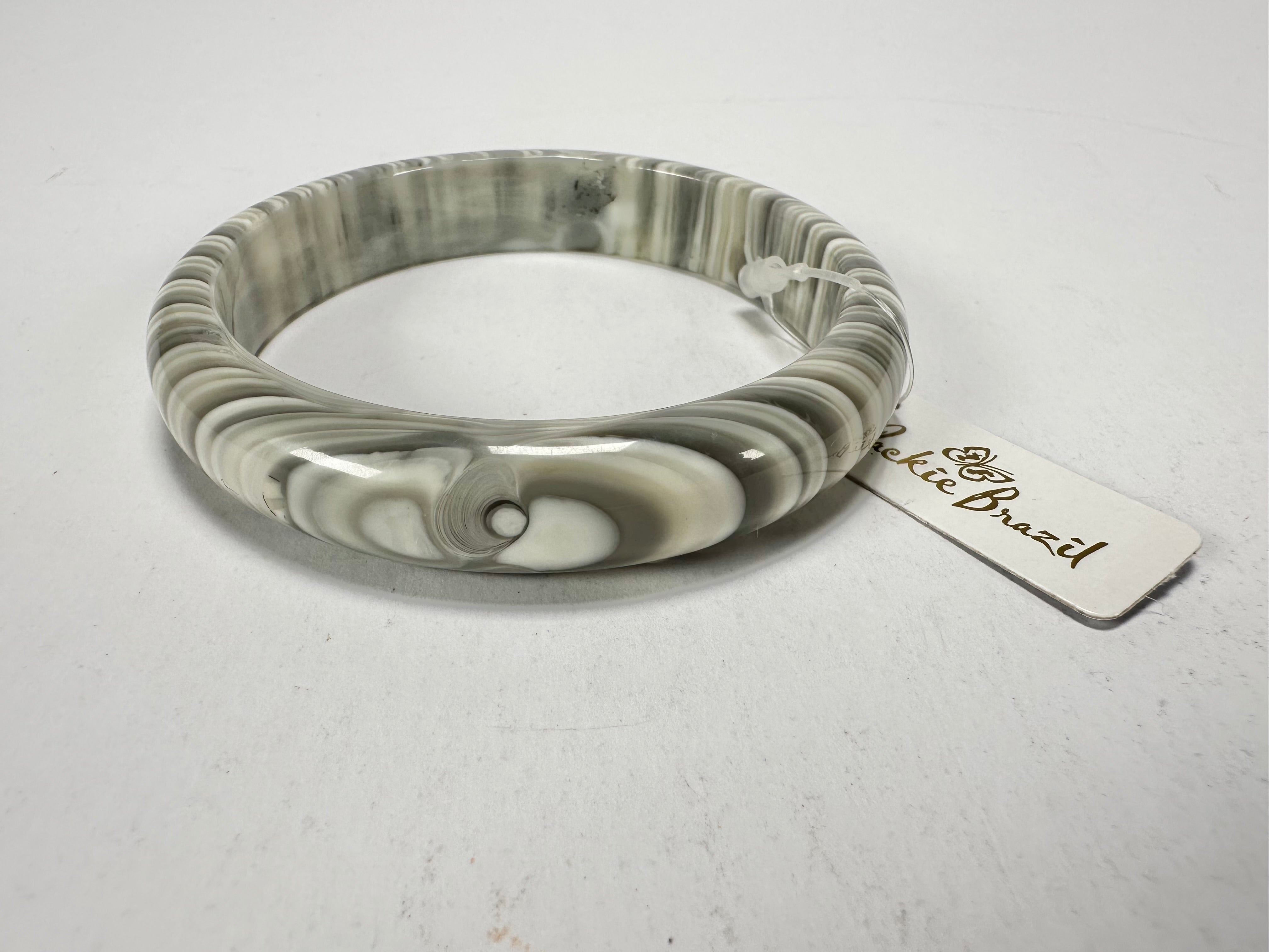Jackie Brazil "Thin Cat Eye" Liquorice Allsorts with Cat Eye Cream Mix 1.3cm Resin Bangle ( B1151 )