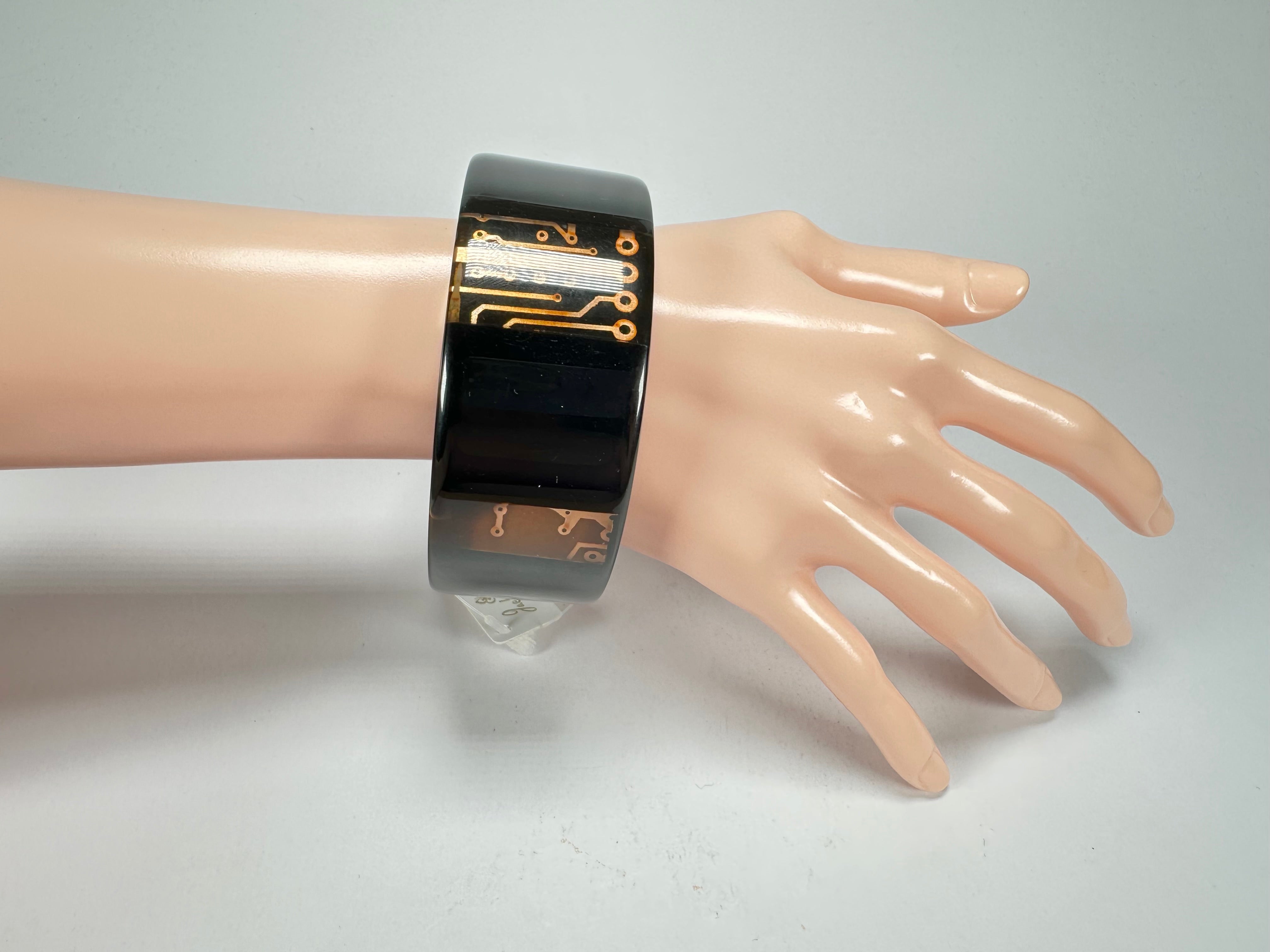 Jackie Brazil "Ultra" Digital Flash Solid Round 3.4cm Bangle ( B3243 )