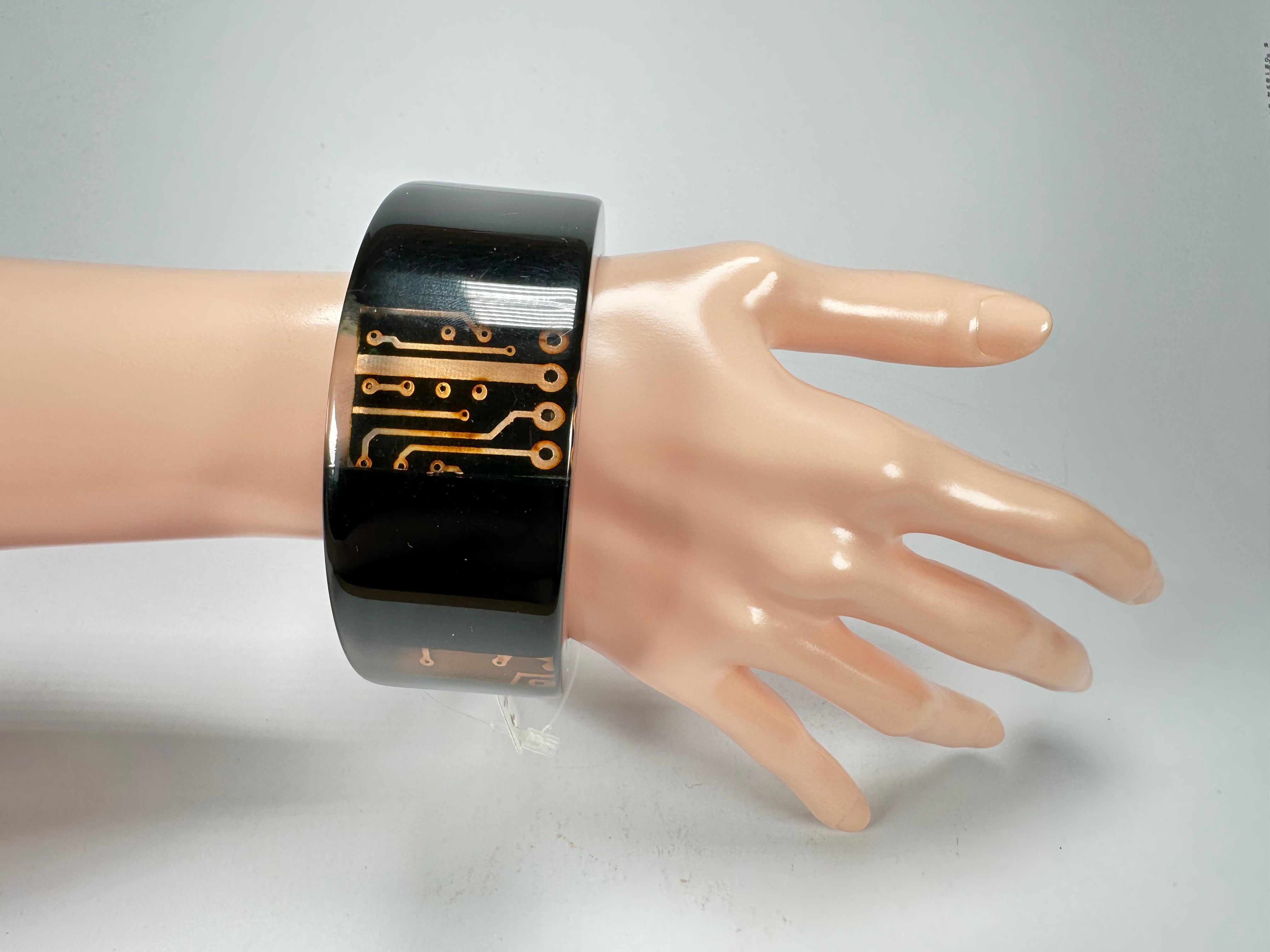 Jackie Brazil "Ultra" Digital Flash Solid Round 3.4cm Bangle ( B3243 )