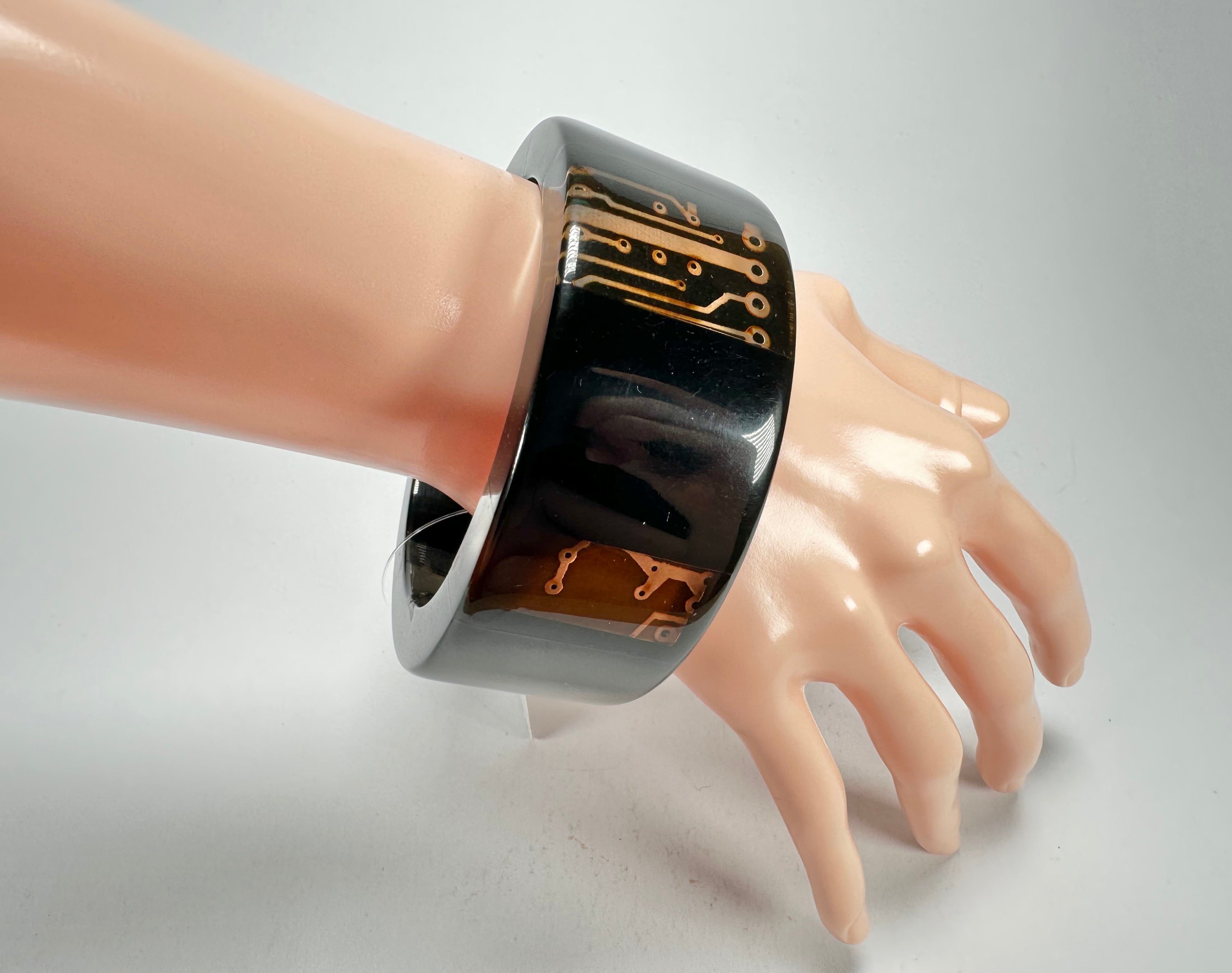 Jackie Brazil "Ultra" Digital Flash Solid Round 3.4cm Bangle ( B3243 )