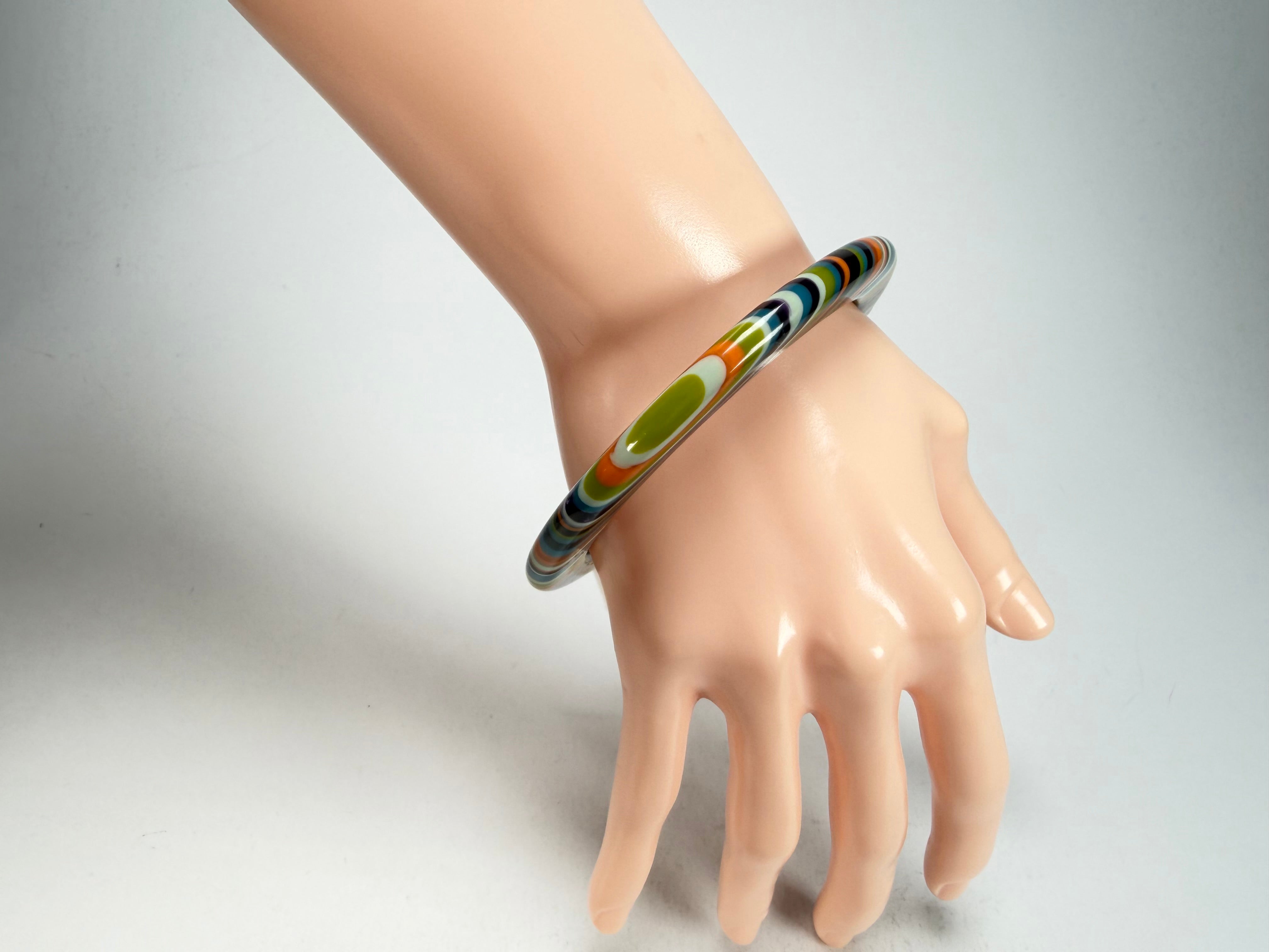 Jackie Brazil "Olympic Circles" Liquorice Allsorts Winter Colour 0.5cm Resin Bangle ( B2336 )
