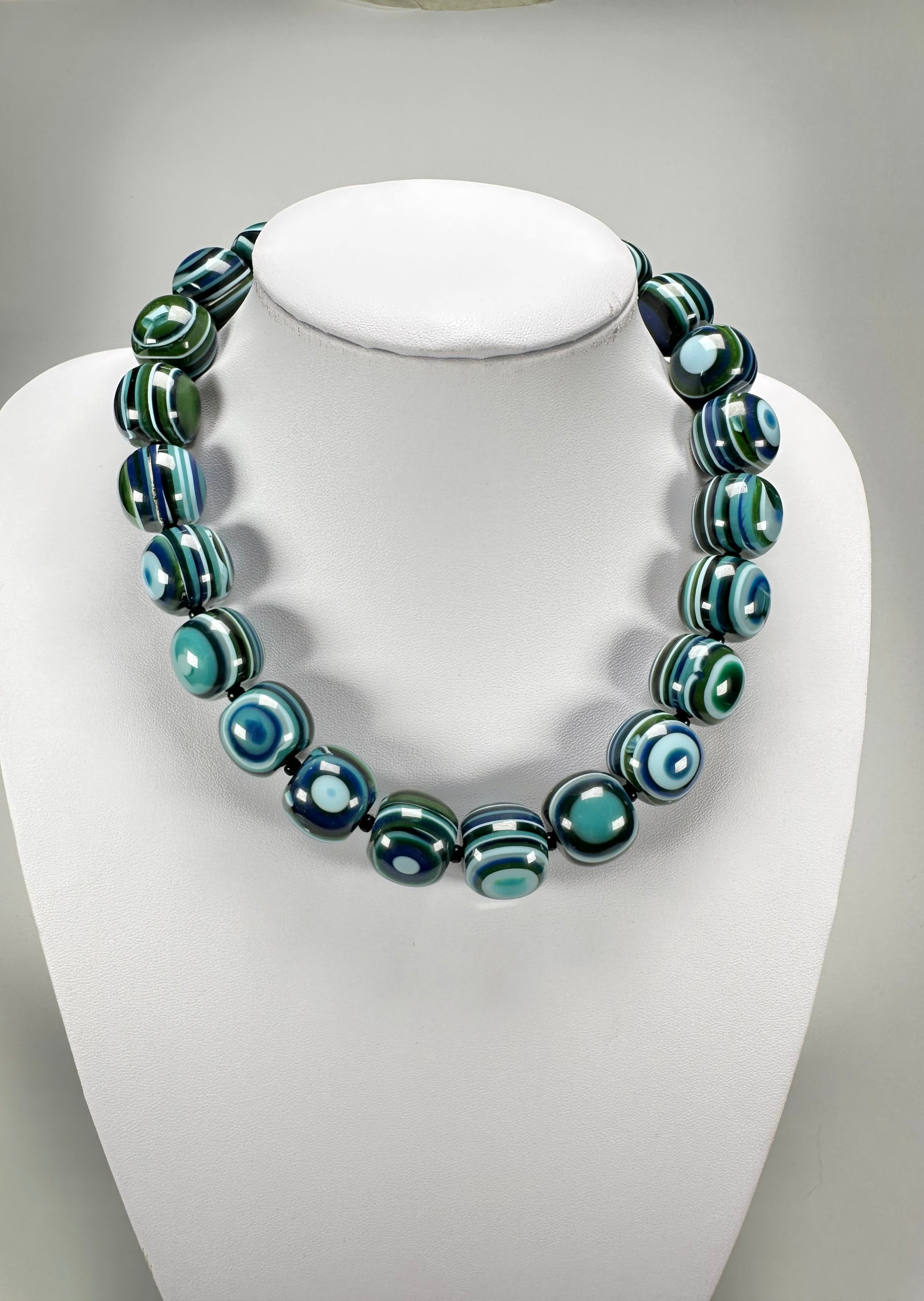 Jackie Brazil "Cat Eyes" Blue Mix Liquorice Balls Resin Necklace 50cm ( N0894 )