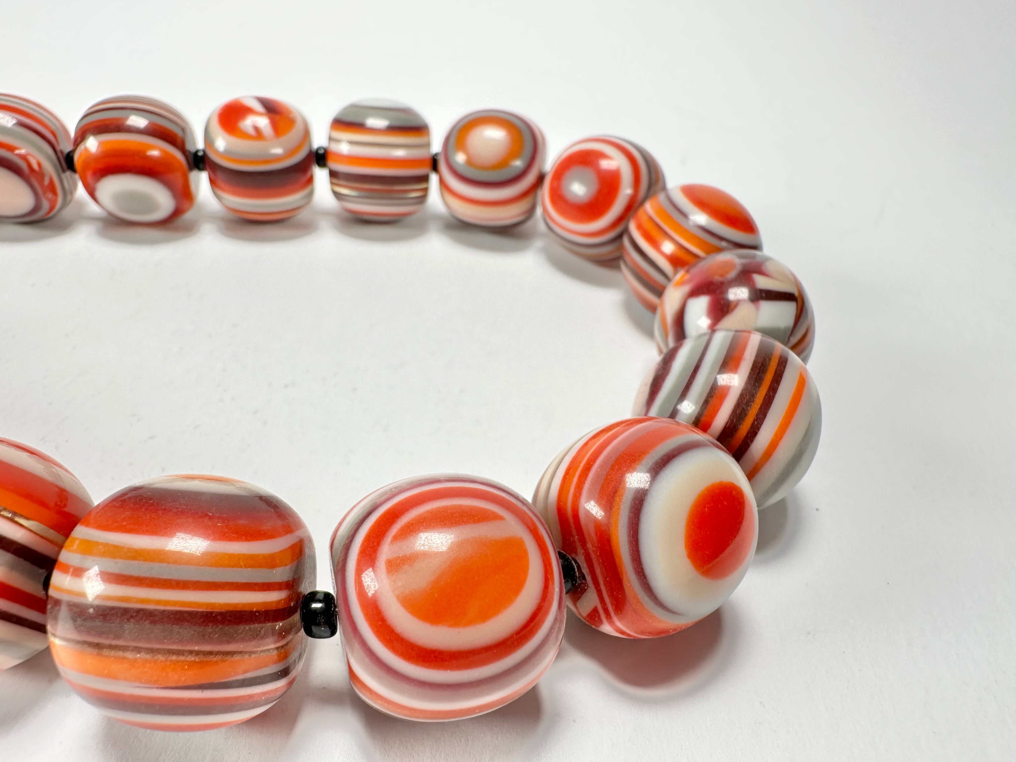 Jackie Brazil "Cat Eyes" Orange Mix Liquorice Balls Resin Necklace 50cm ( N0894 )