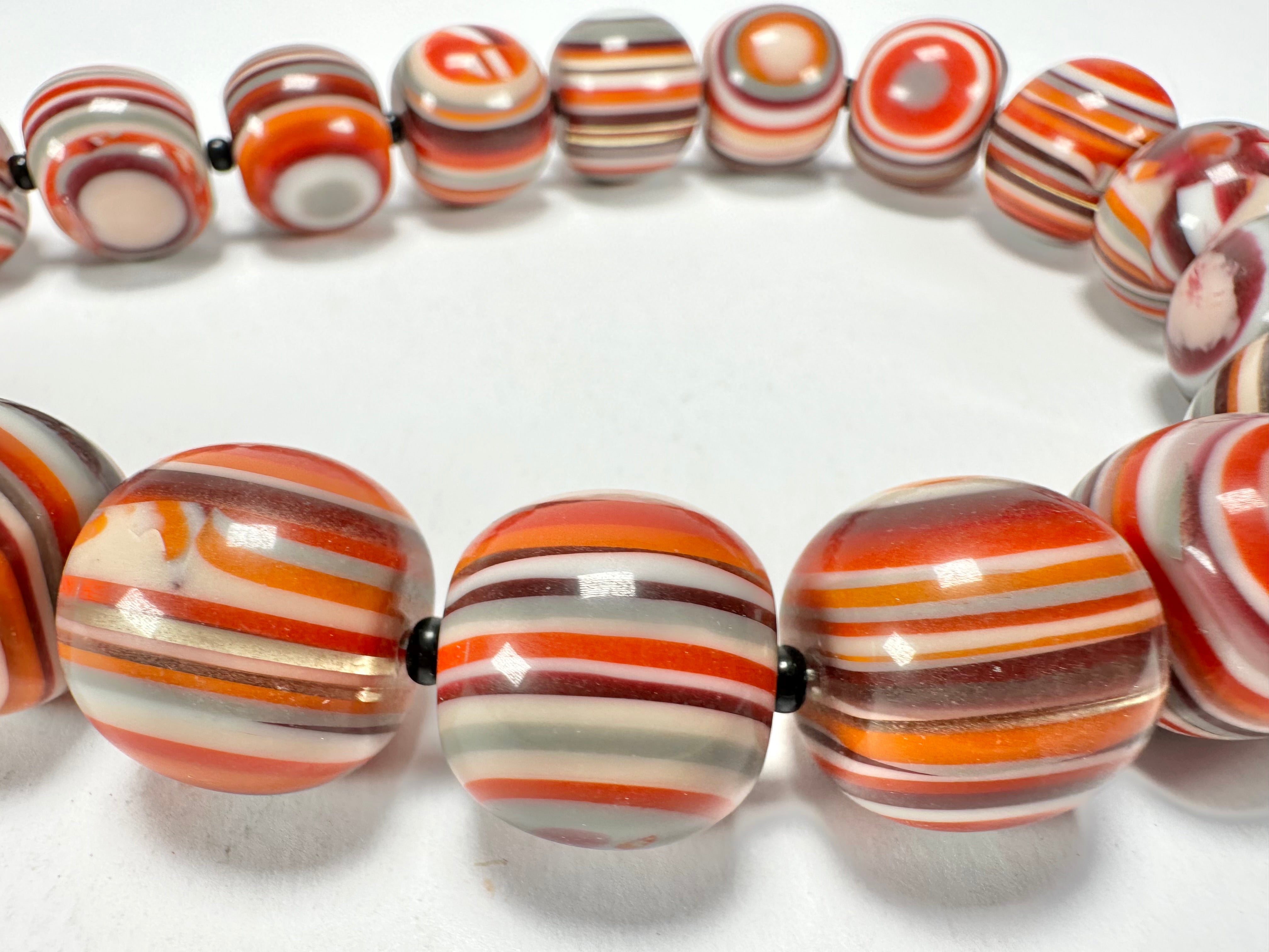 Jackie Brazil "Cat Eyes" Orange Mix Liquorice Balls Resin Necklace 50cm ( N0894 )