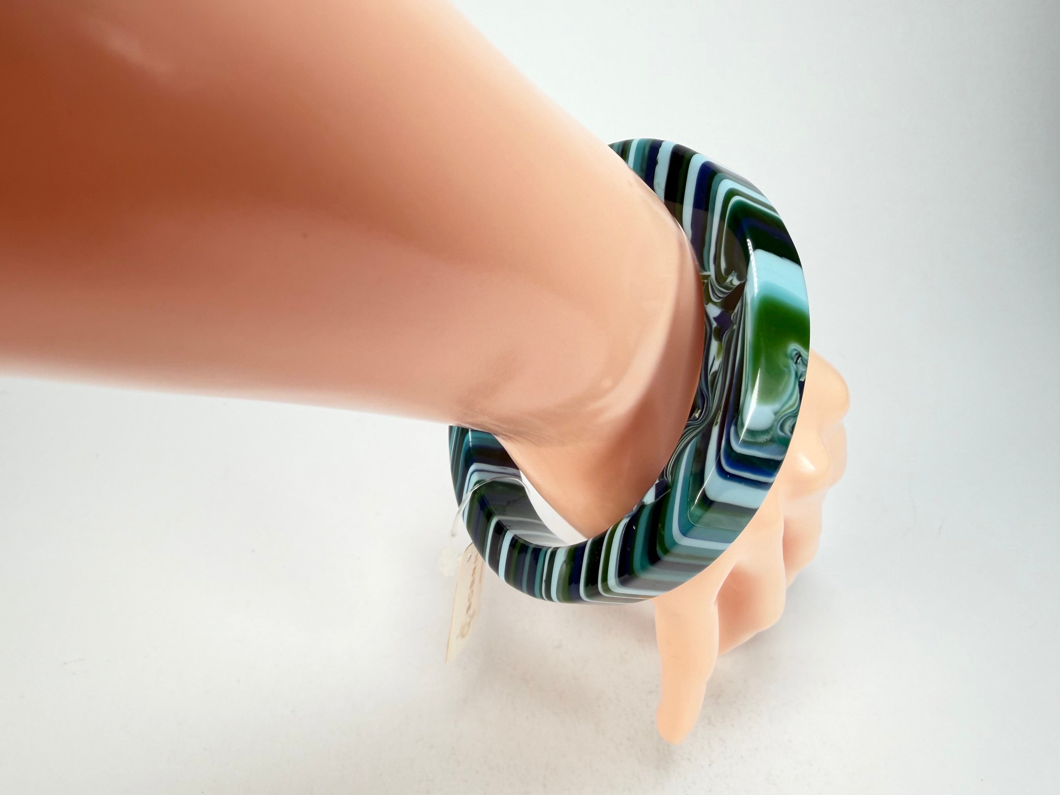 Jackie Brazil "Cat Eye" Liquorice Allsorts with Cat Eye Blue Mix 1.3cm Resin Bangle ( B1034 )