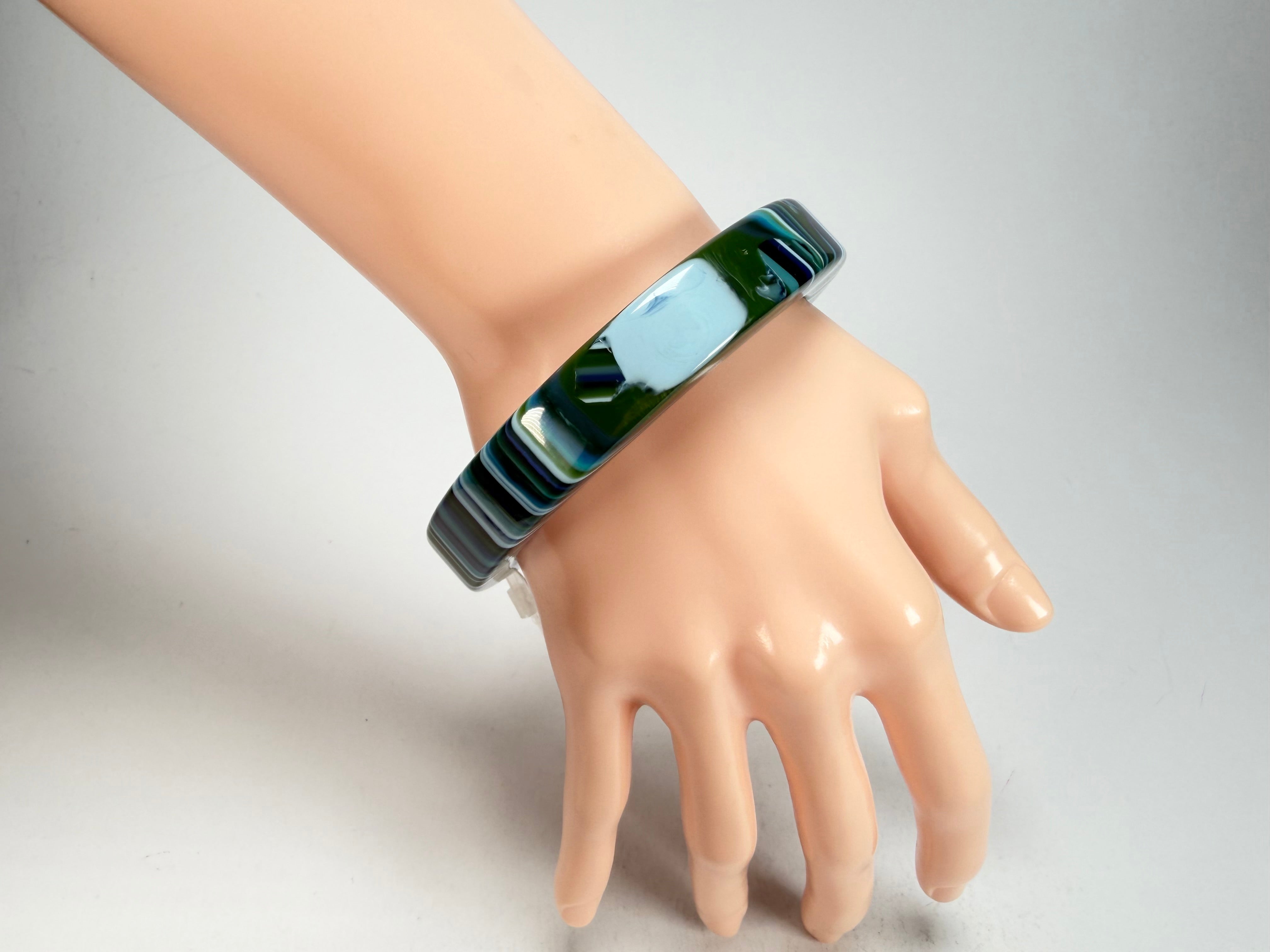 Jackie Brazil "Cat Eye" Liquorice Allsorts with Cat Eye Blue Mix 1.3cm Resin Bangle ( B1034 )