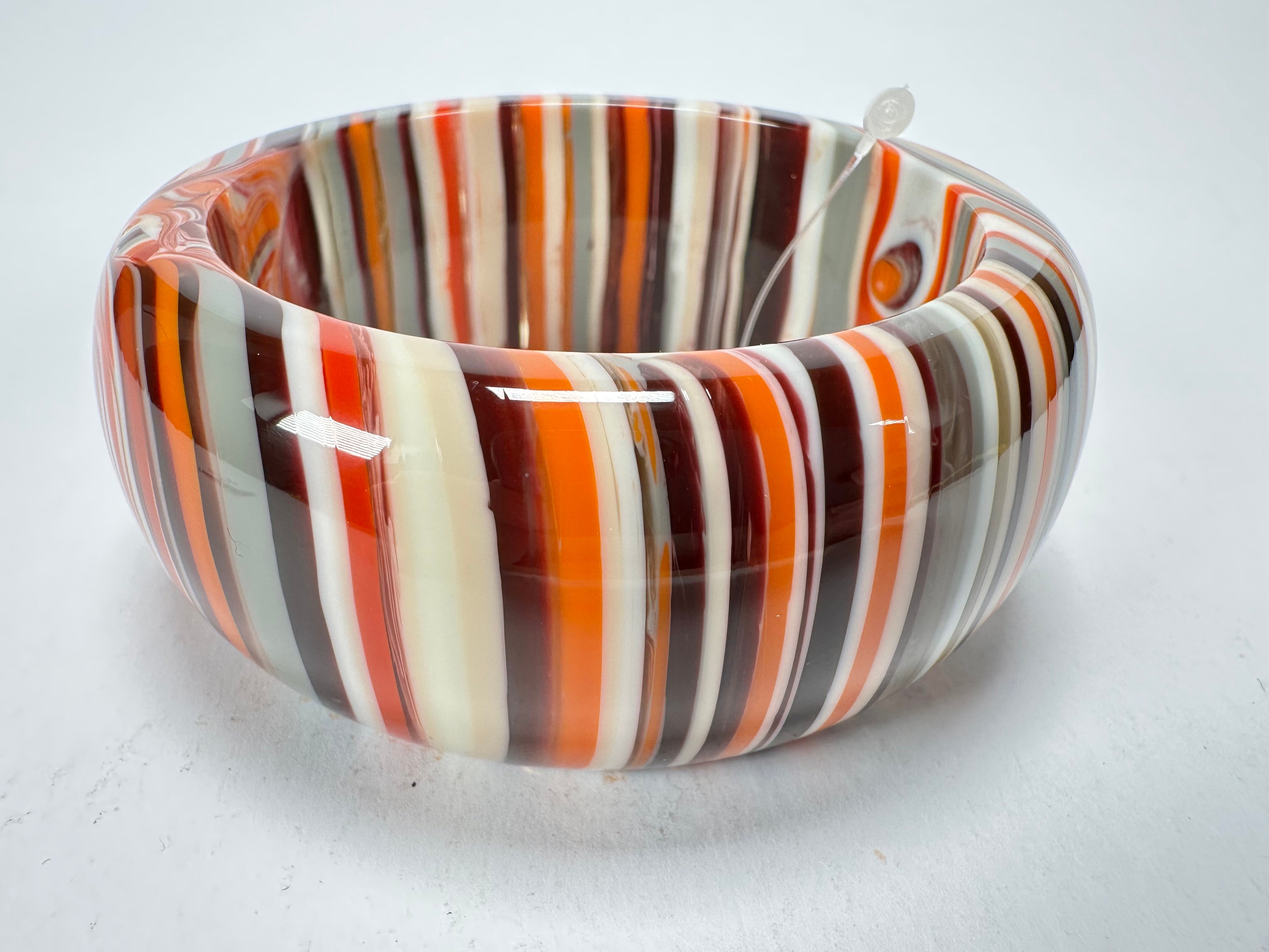 Jackie Brazil "All Sorts "Liquorice w/Cat Eye Orange Mix 3.4cm Bangle ( B2444 )