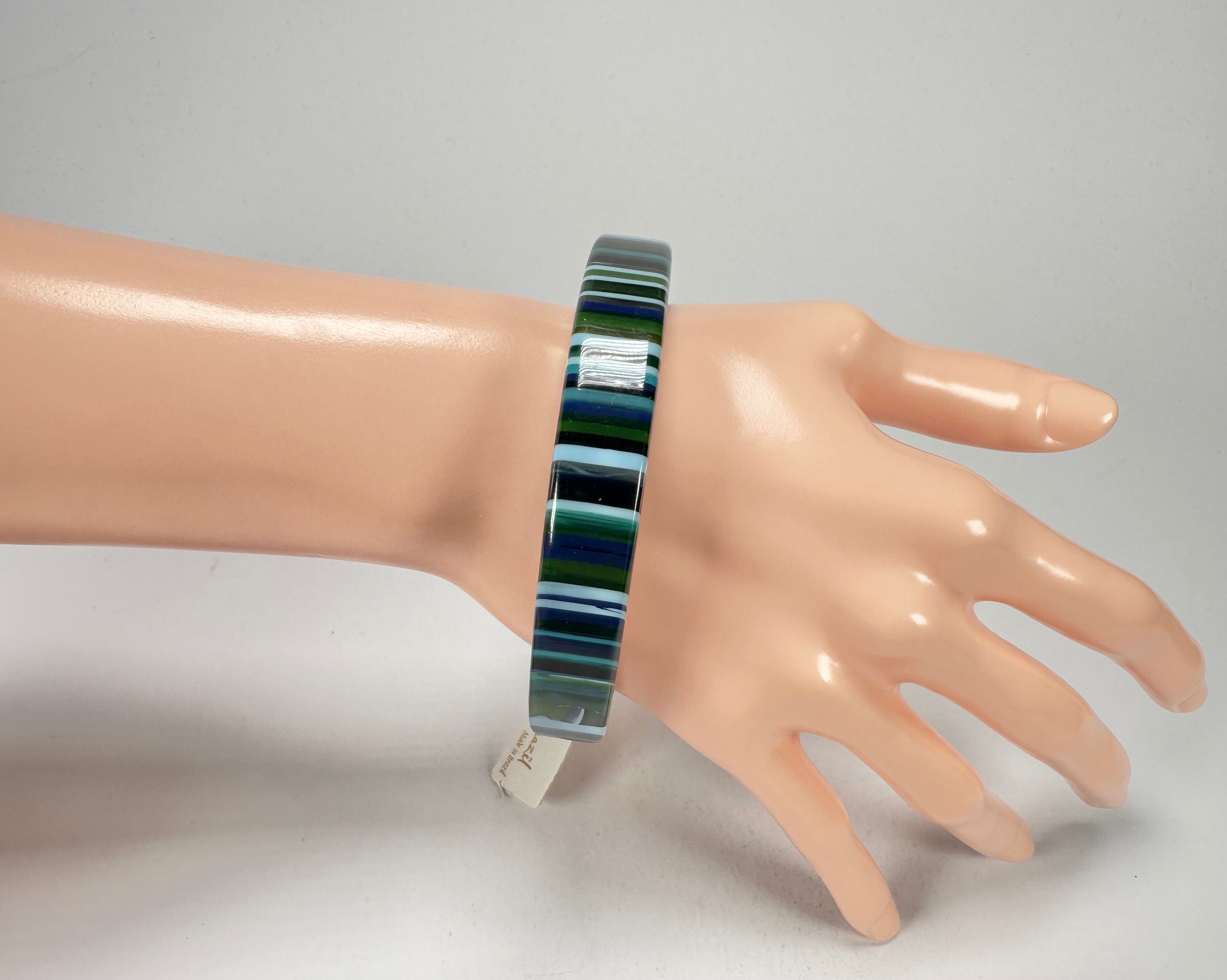 Jackie Brazil "Cat Eye" Liquorice Allsorts with Cat Eye Blue Mix 1.3cm Resin Bangle ( B1034 )