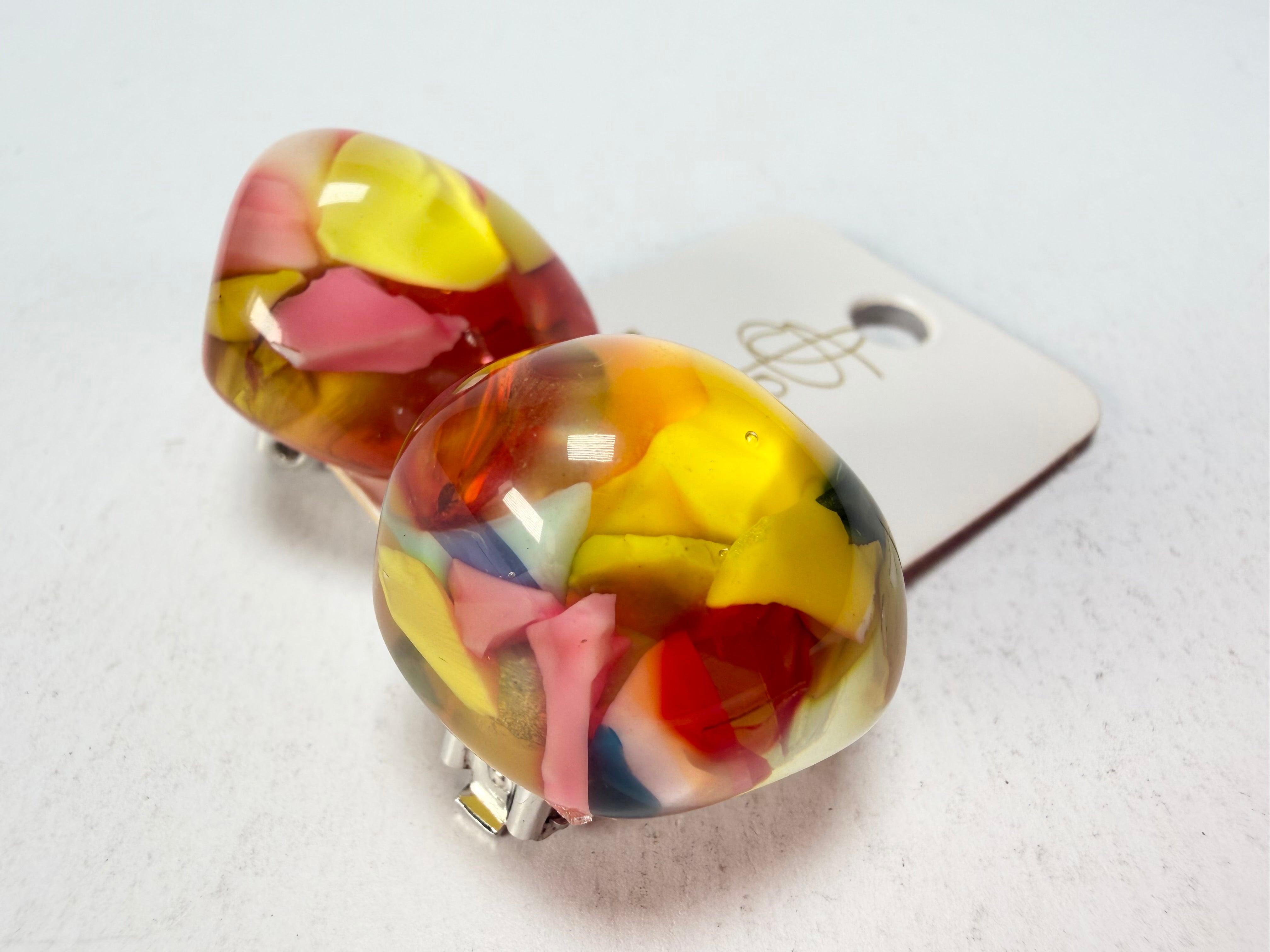 Jackie Brazil "Moda" Cascade  Abstract Clip On Resin Earrings ( E2962 )