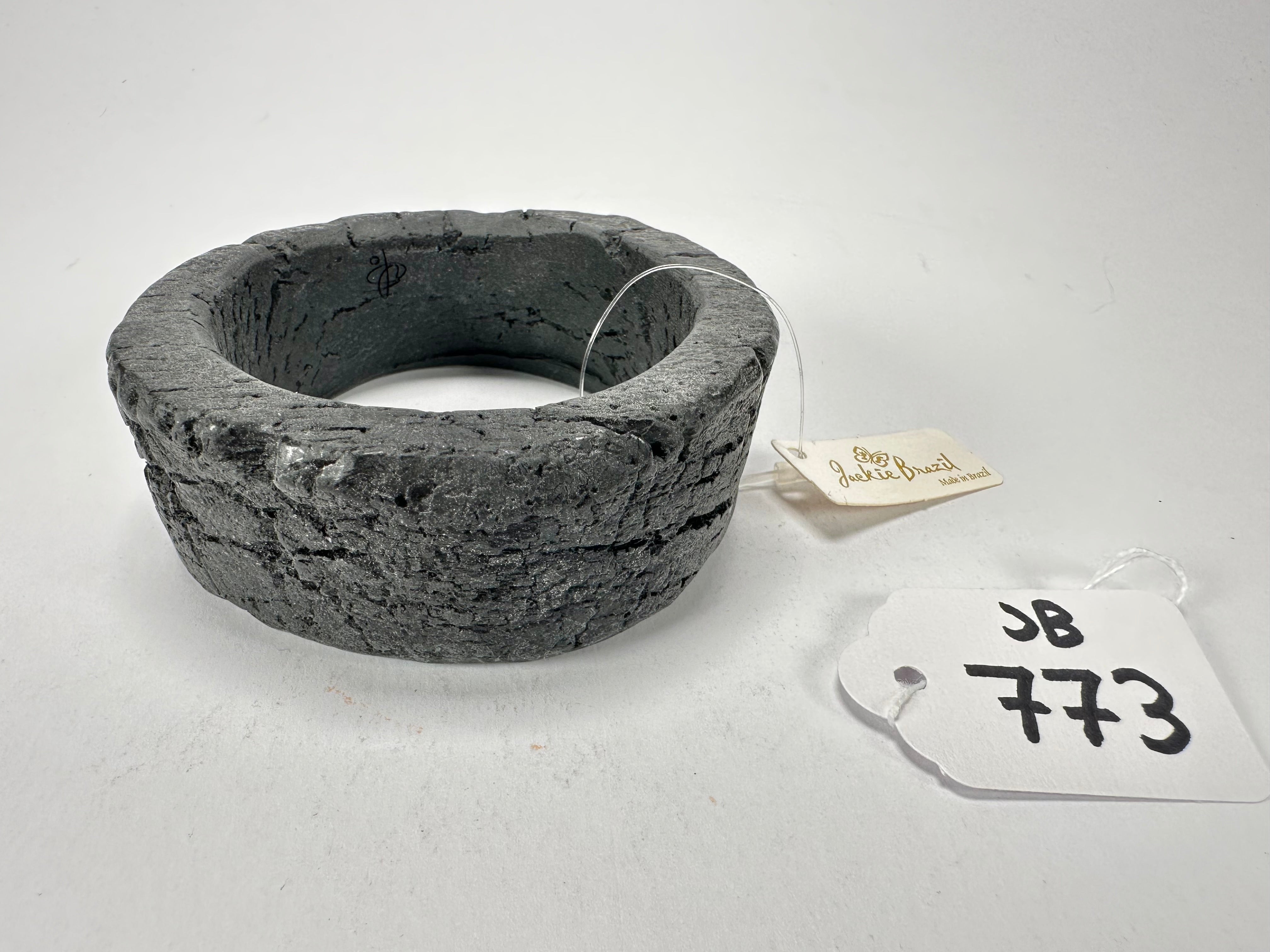 Jackie Brazil "Dark Black" Charcoal Donut Solid Round Medium Bangle ( B2876 )