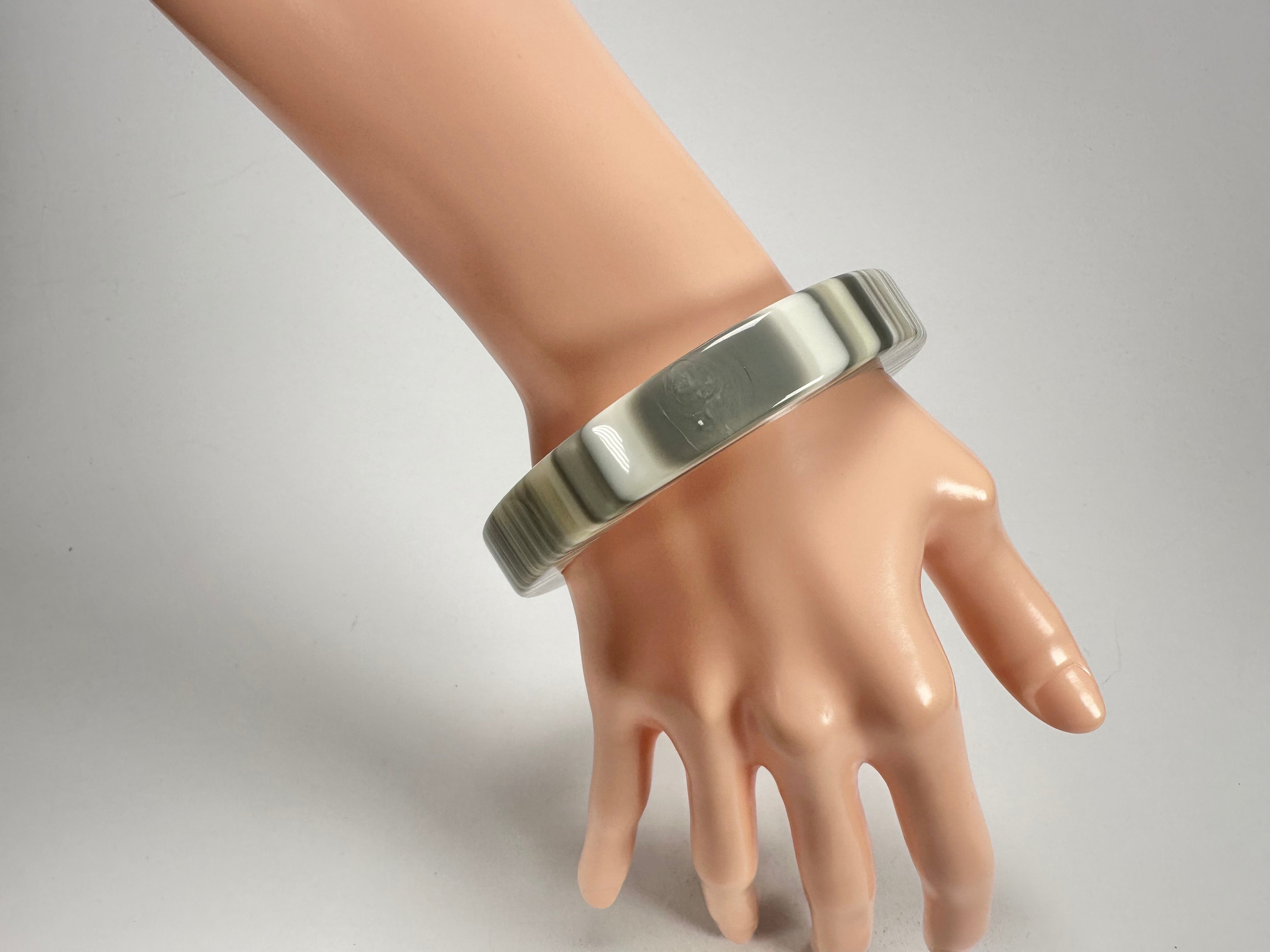 Jackie Brazil "Cat Eye" Liquorice Allsorts with Cat Eye Cream Mix 1.3cm Resin Bangle ( B1034 )