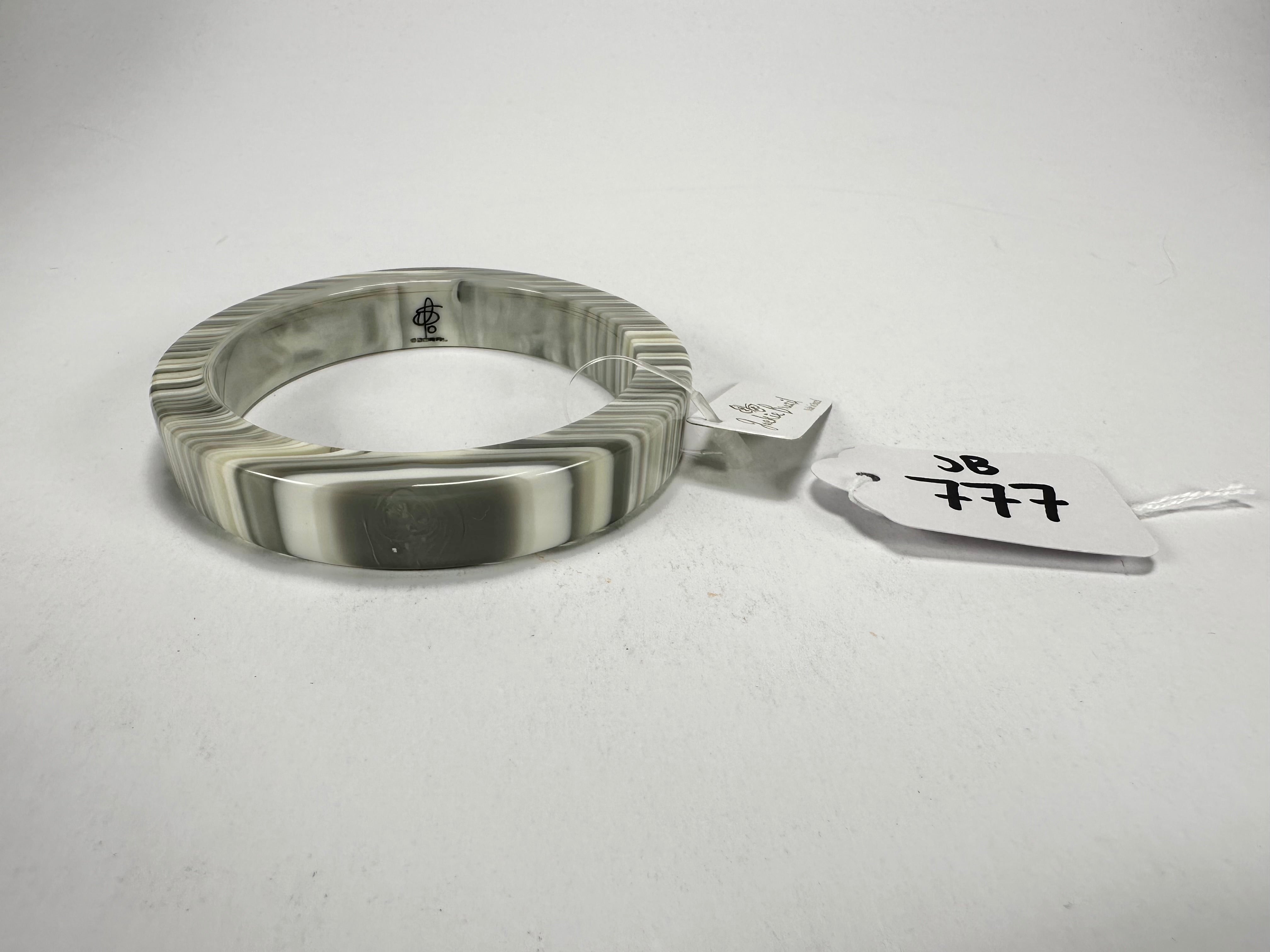 Jackie Brazil "Cat Eye" Liquorice Allsorts with Cat Eye Cream Mix 1.3cm Resin Bangle ( B1034 )