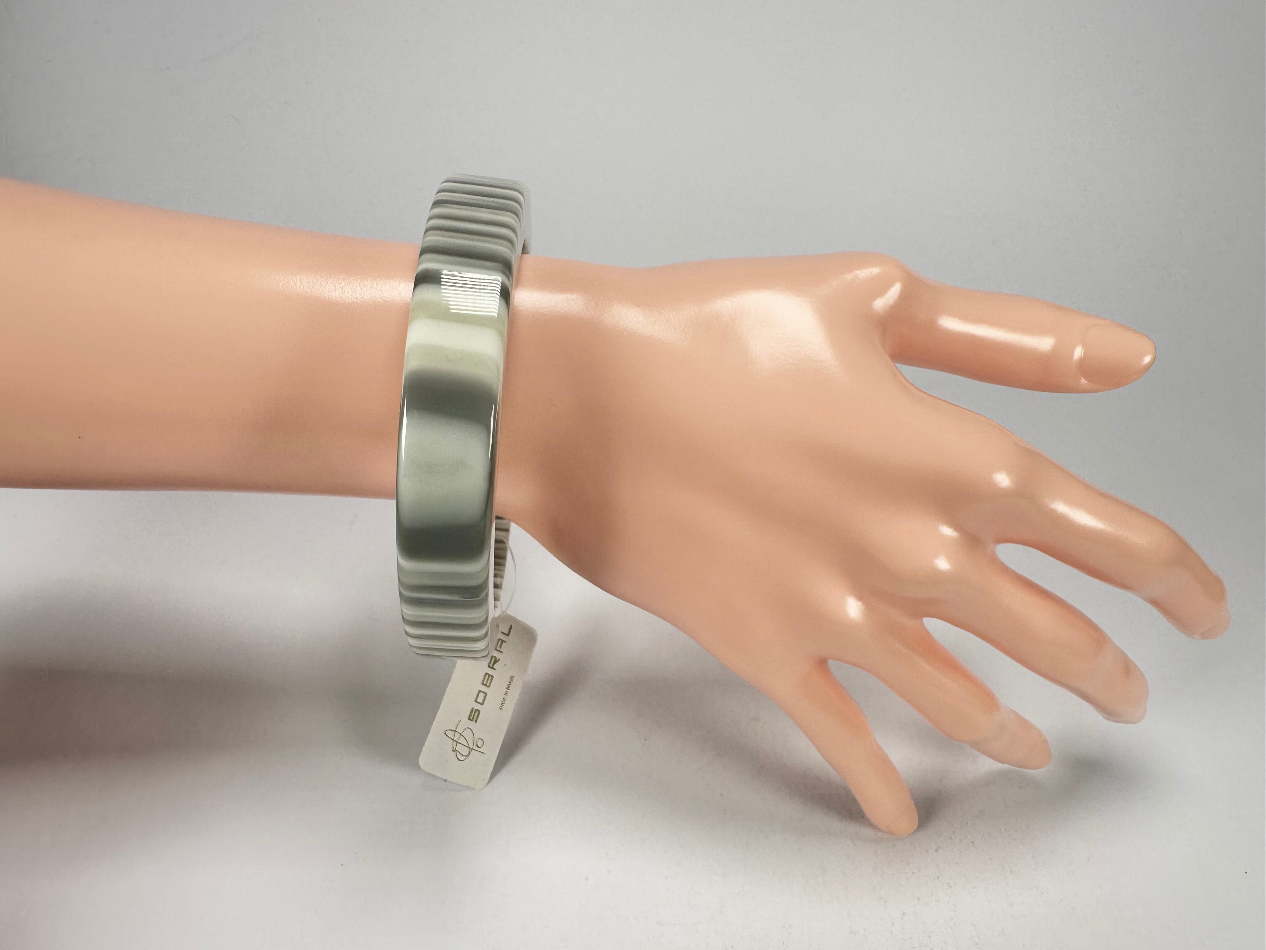 Jackie Brazil "Cat Eye" Liquorice Allsorts with Cat Eye Cream Mix 1.3cm Resin Bangle ( B1034 )