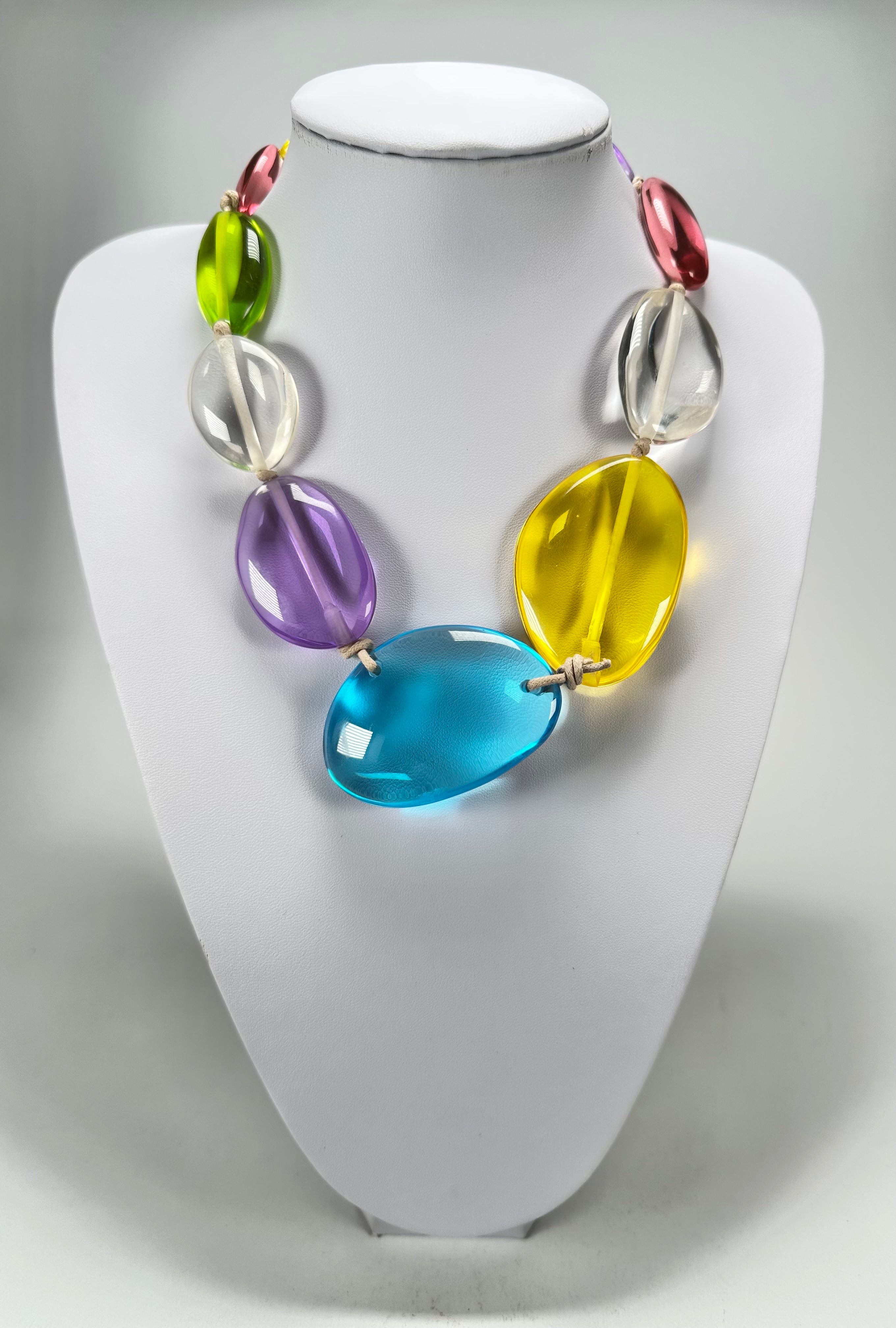 Jackie Brazil "Transparent" Paris Mix Short Flat Riverstones 50cm Necklace ( N3616 )