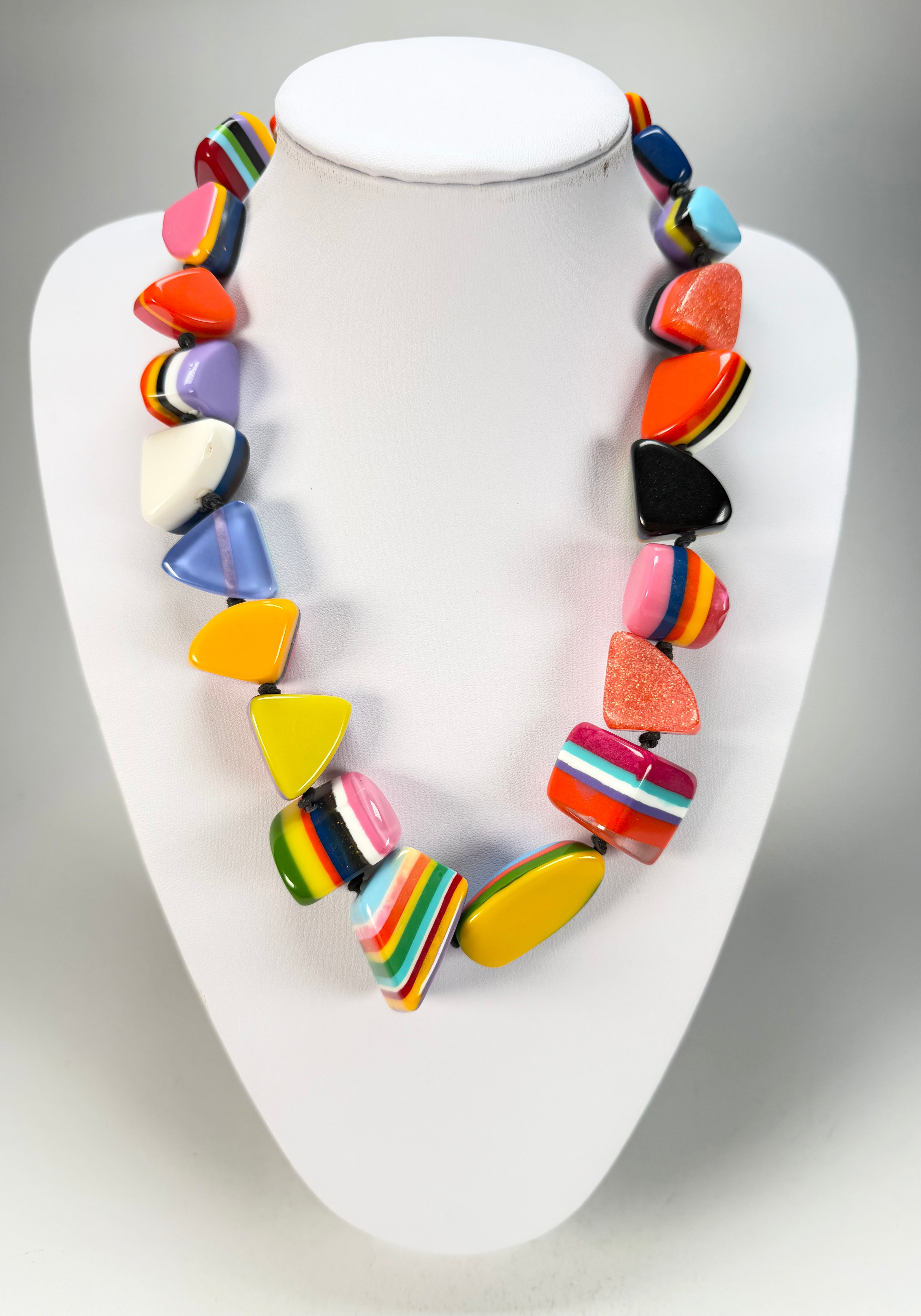 Jackie Brazil "Natural" Pop Art Large Stones 55cm Resin Necklace ( N0378 )
