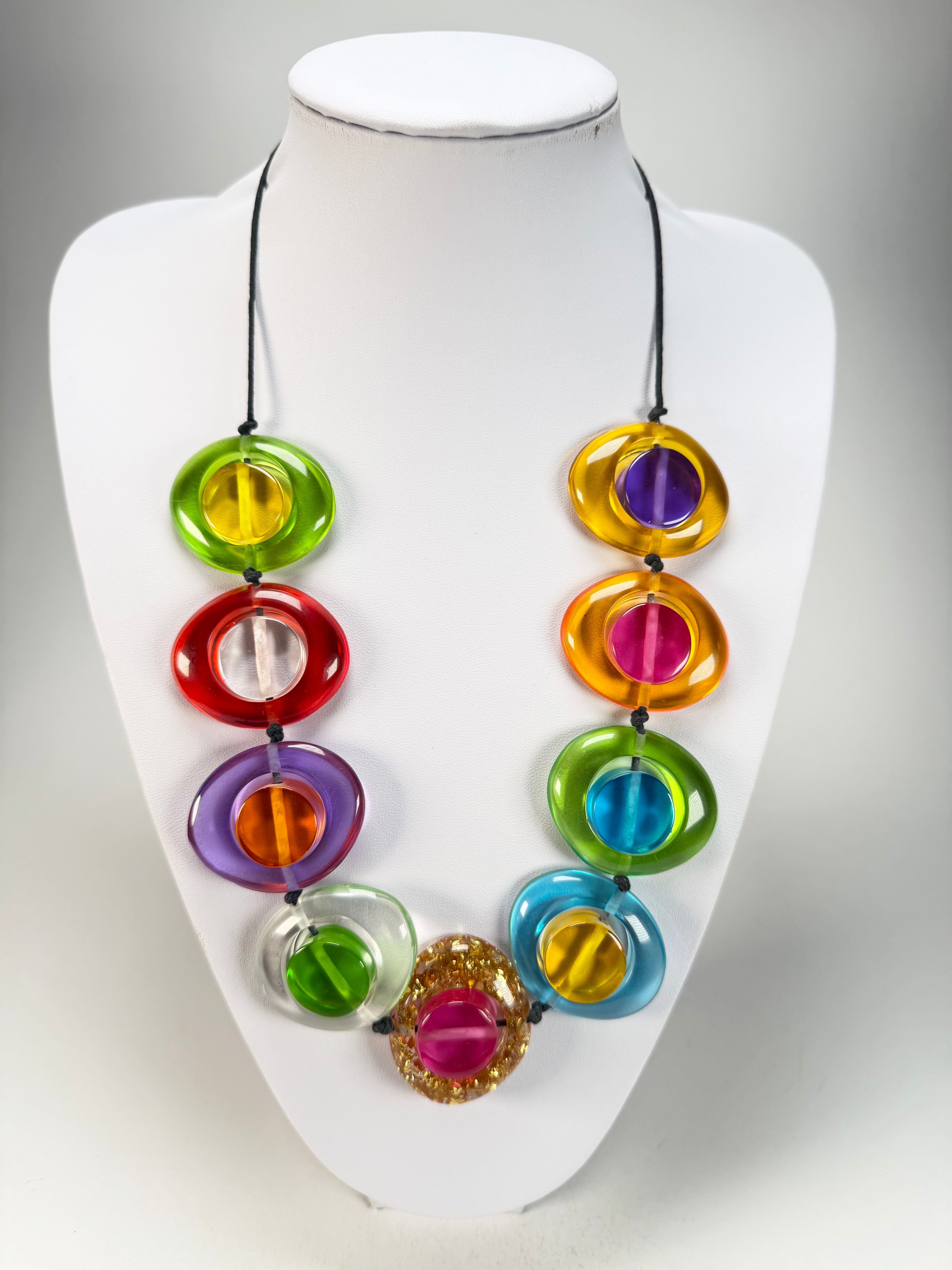 Jackie Brazil "Saturn" Transparent Summer Mix Disk and Cylinder On String Short 50cm Necklace ( N0060 )