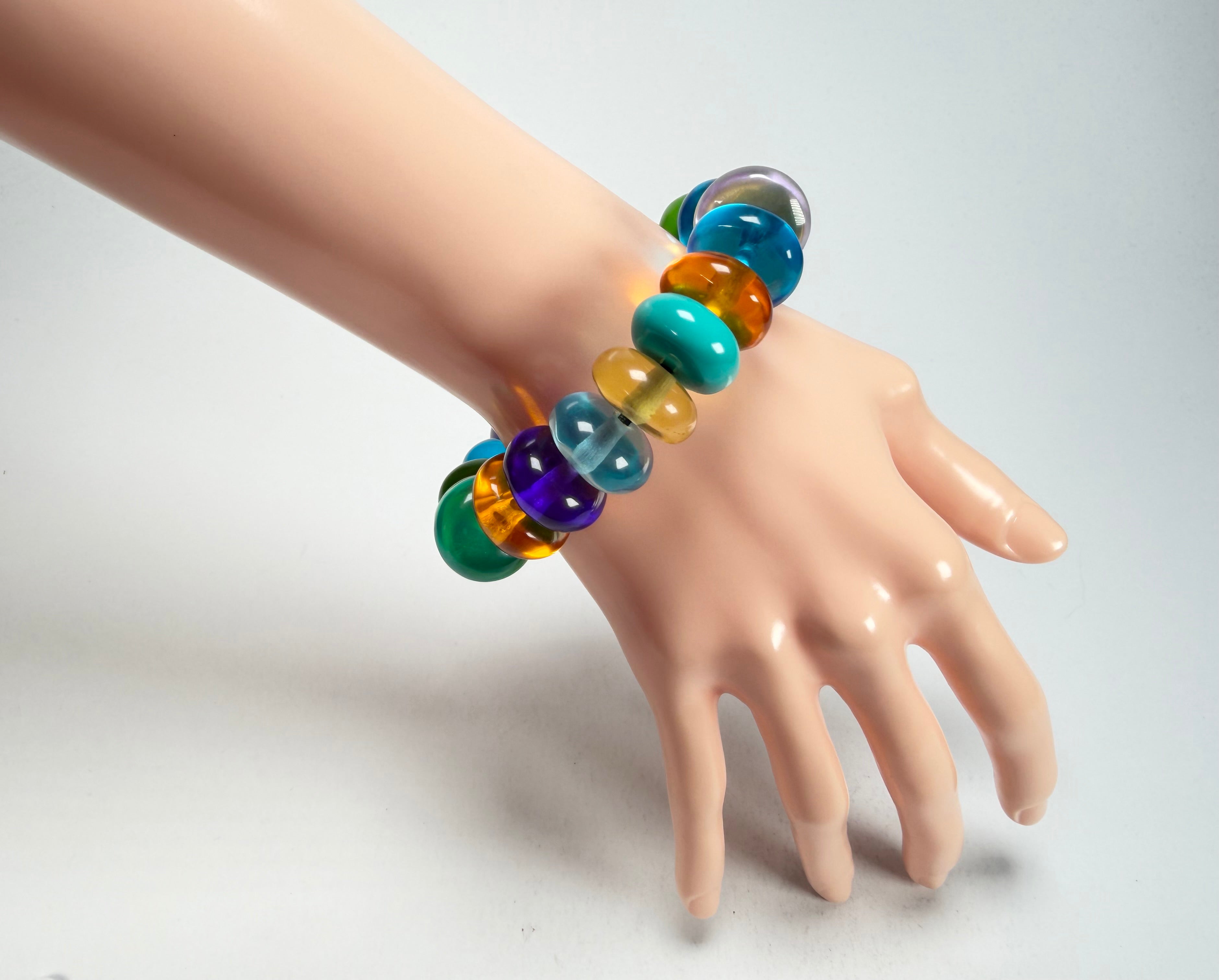 Jackie Brazil "Bela" Transparent Paris Mix Elasticated Mini Wheels Resin Bracelet ( B0920 )