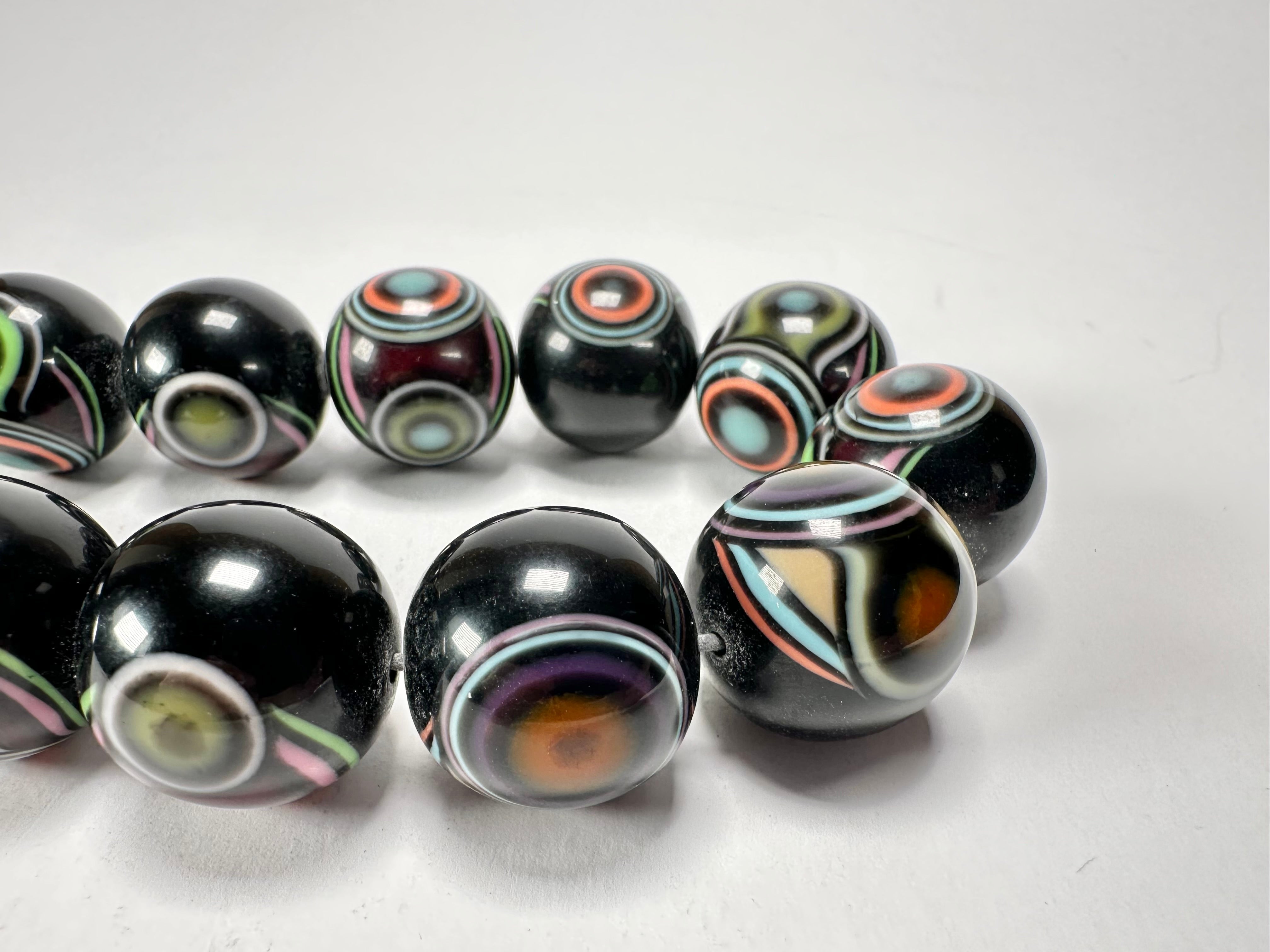 Jackie Brazil "Darning" Black Swirls Balls With Cat Eyes Choker Resin Necklace ( N3200 )