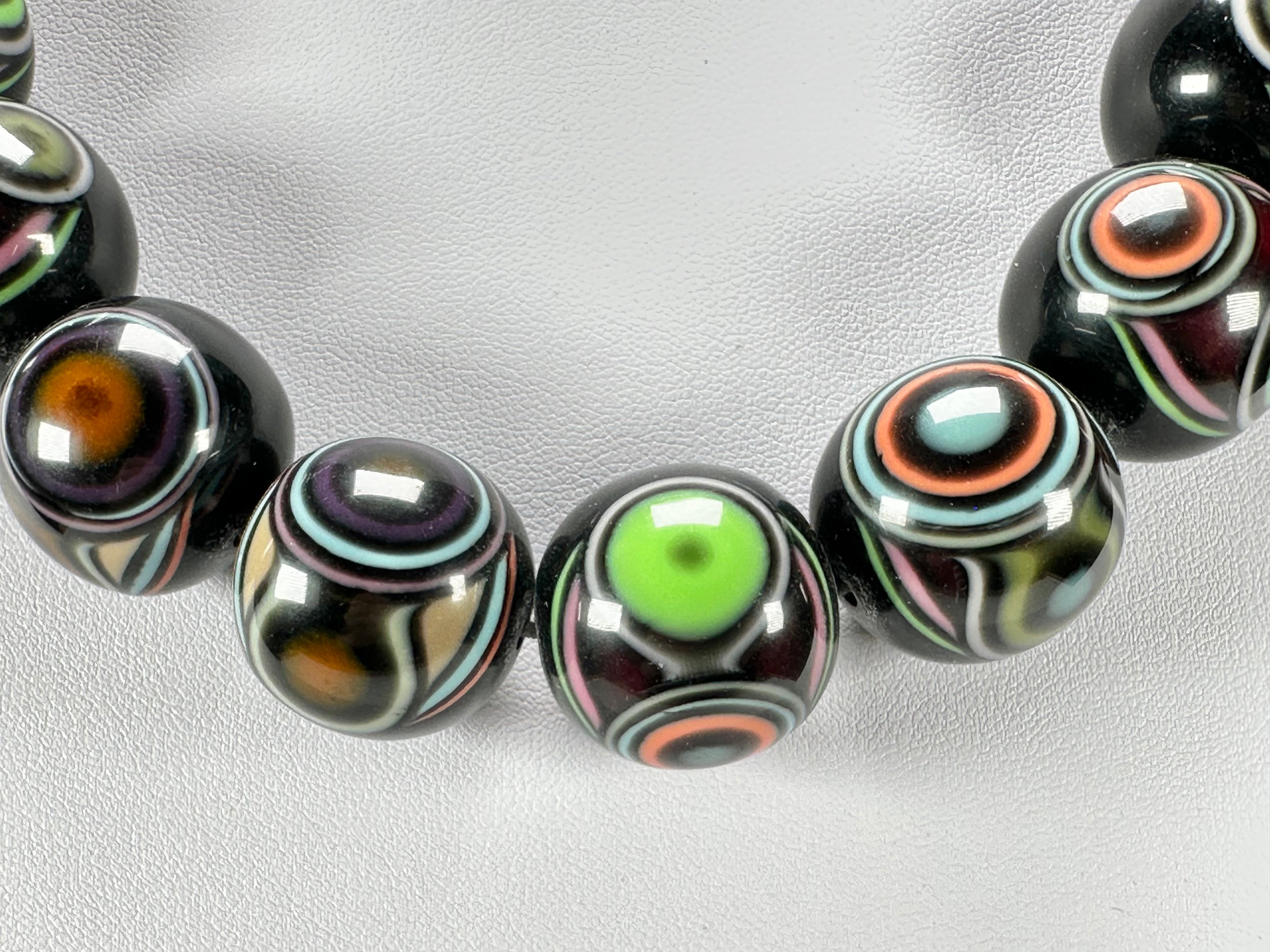 Jackie Brazil "Darning" Black Swirls Balls With Cat Eyes Choker Resin Necklace ( N3200 )