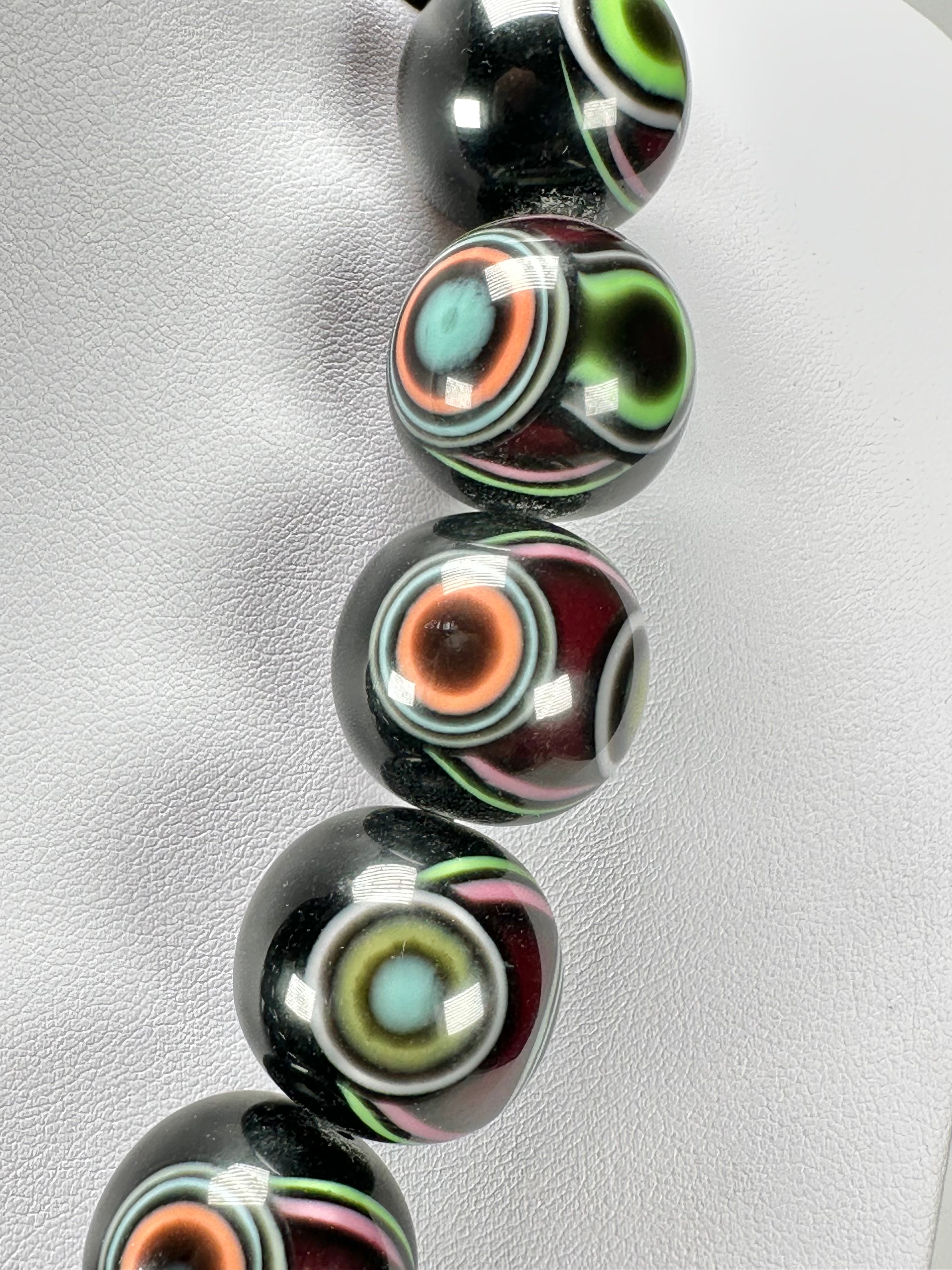 Jackie Brazil "Darning" Black Swirls Balls With Cat Eyes Choker Resin Necklace ( N3200 )