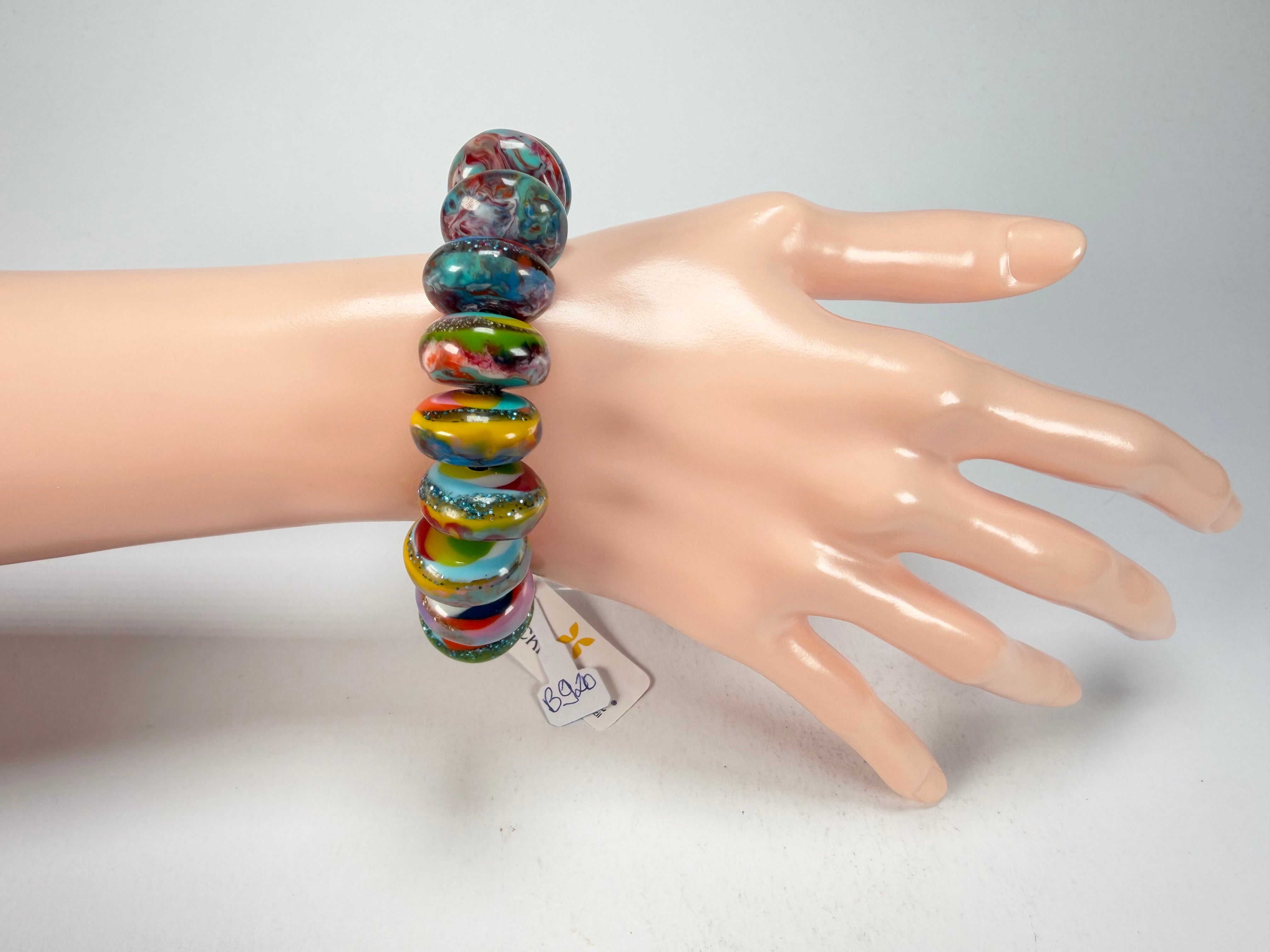 Jackie Brazil "Bela" Kandinsky Elasticated Mini Wheels Resin Bracelet ( B0920 )