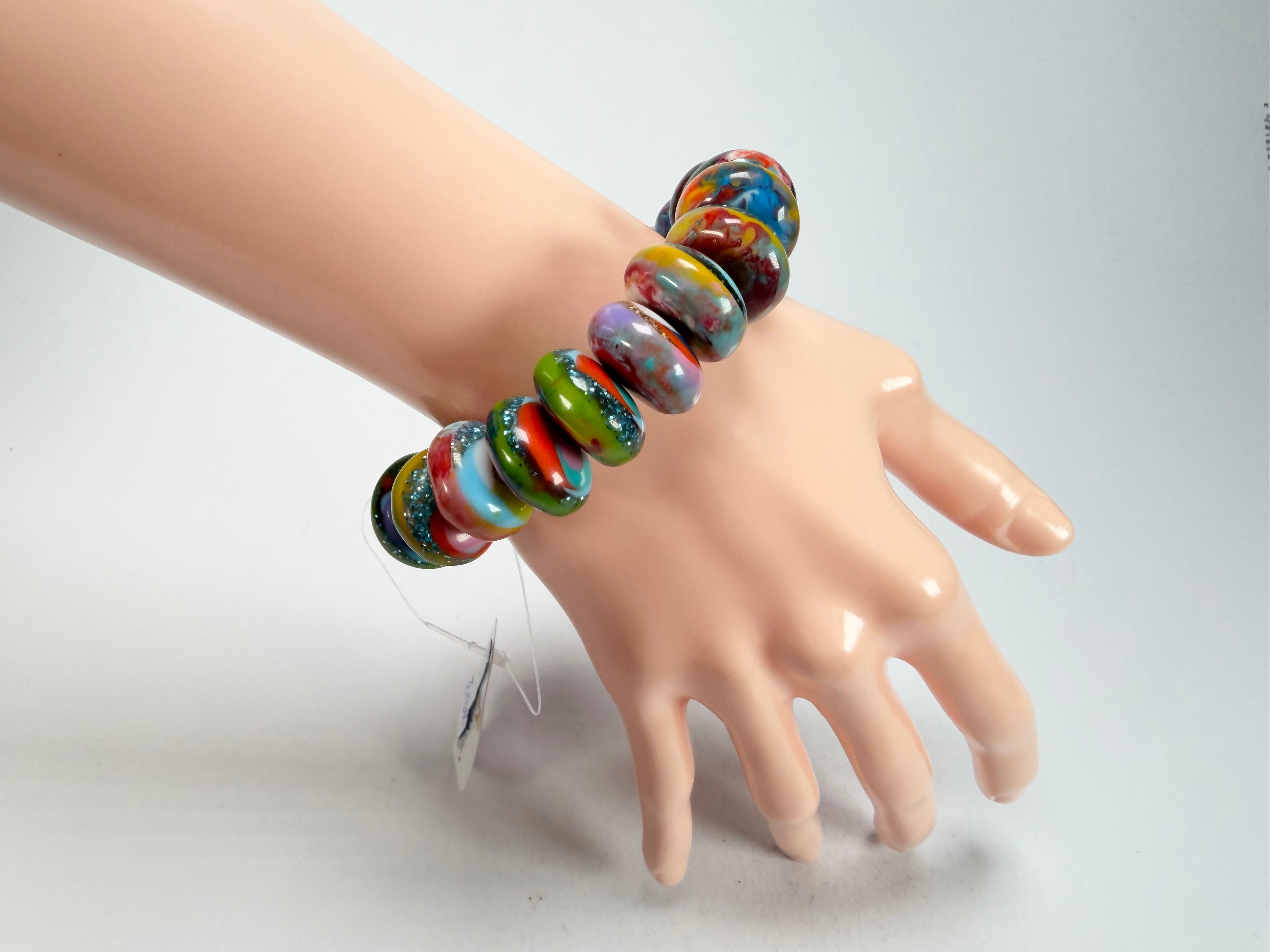 Jackie Brazil "Bela" Kandinsky Elasticated Mini Wheels Resin Bracelet ( B0920 )
