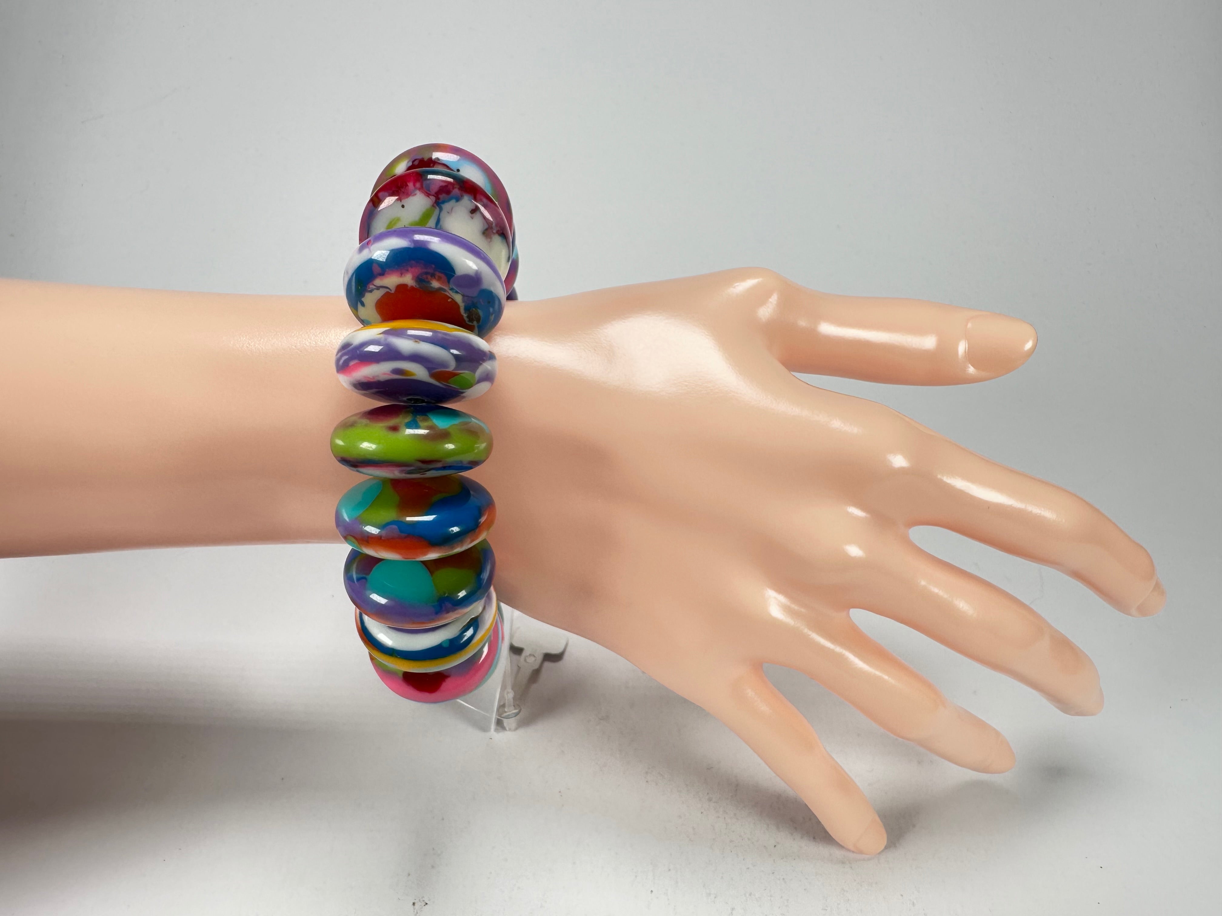 Jackie Brazil "Ana" Kandinsky Elasticated Wheels Resin Bracelet ( B0910 )